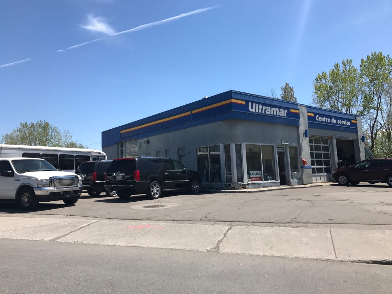 Ultramar Horaire d'ouverture 301, rue SaintJacques, Montréal, QC