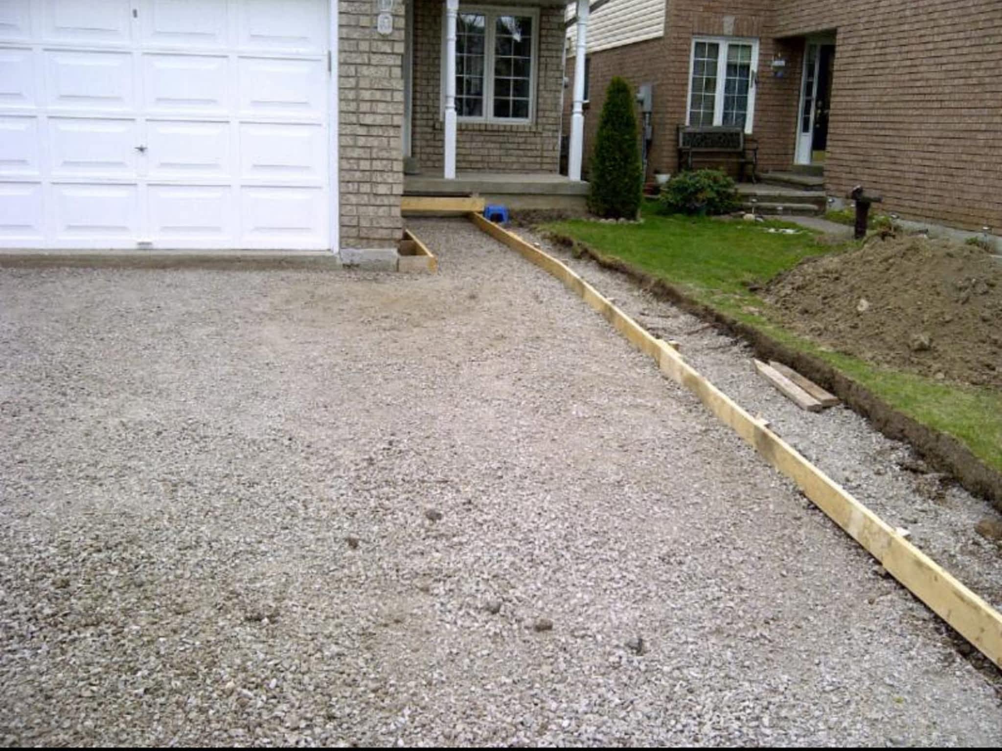 photo C. Aurora Paving Ltd