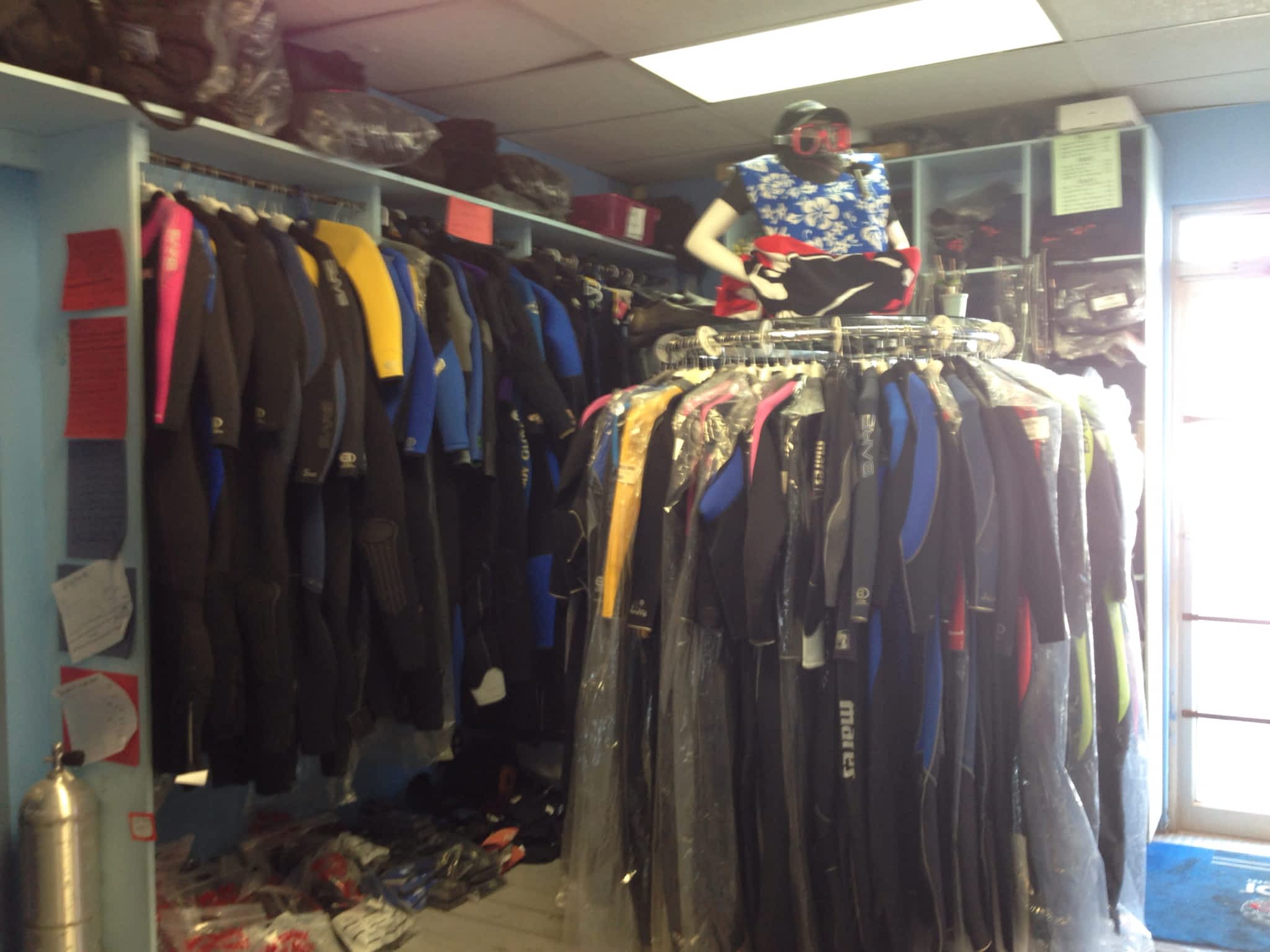 Aqua Sport Scuba Center Inc Calgary, AB 11352 Braeside Dr SW Canpages