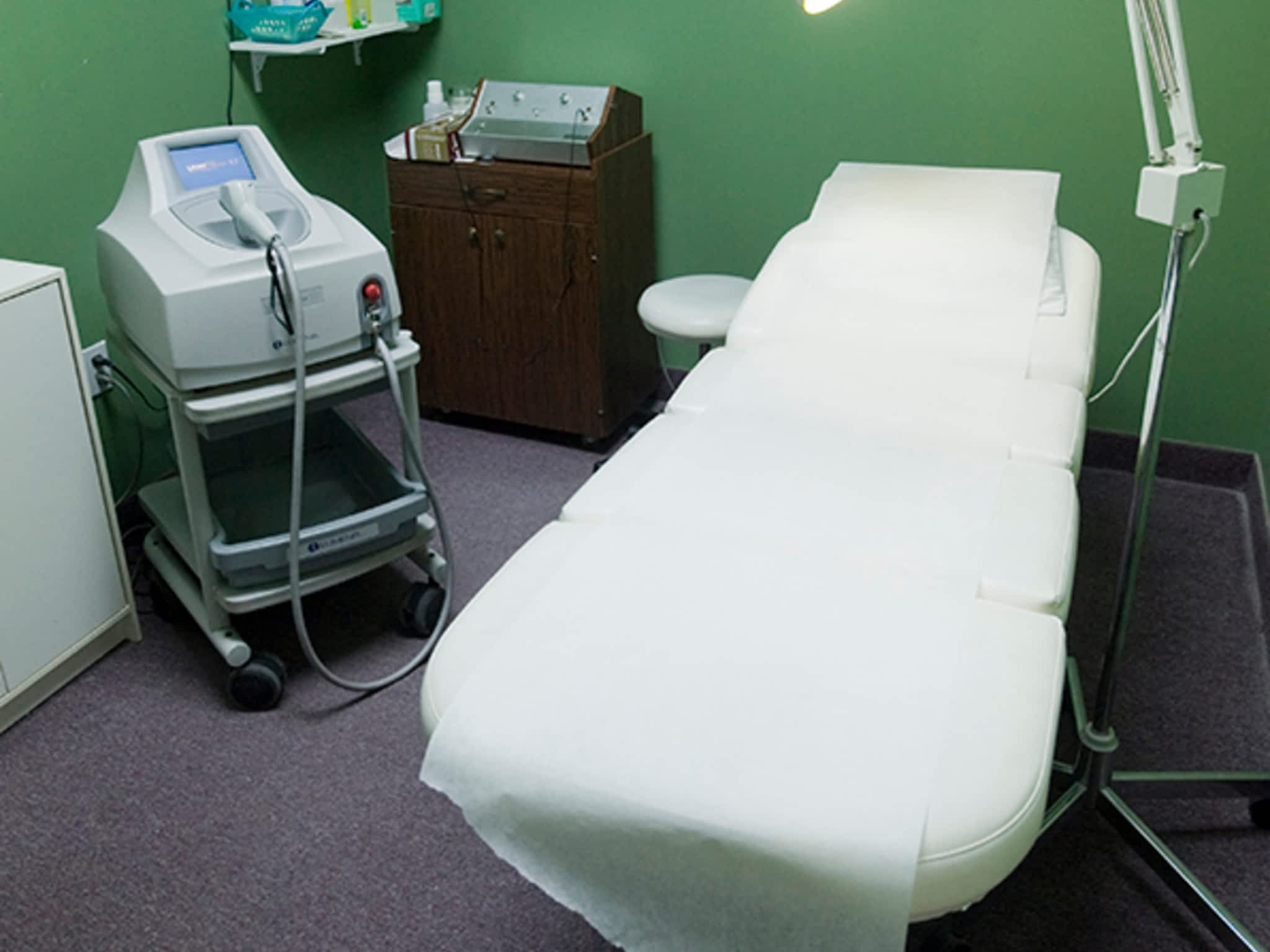 photo Lori's Electrolysis & Laser Hair Removal