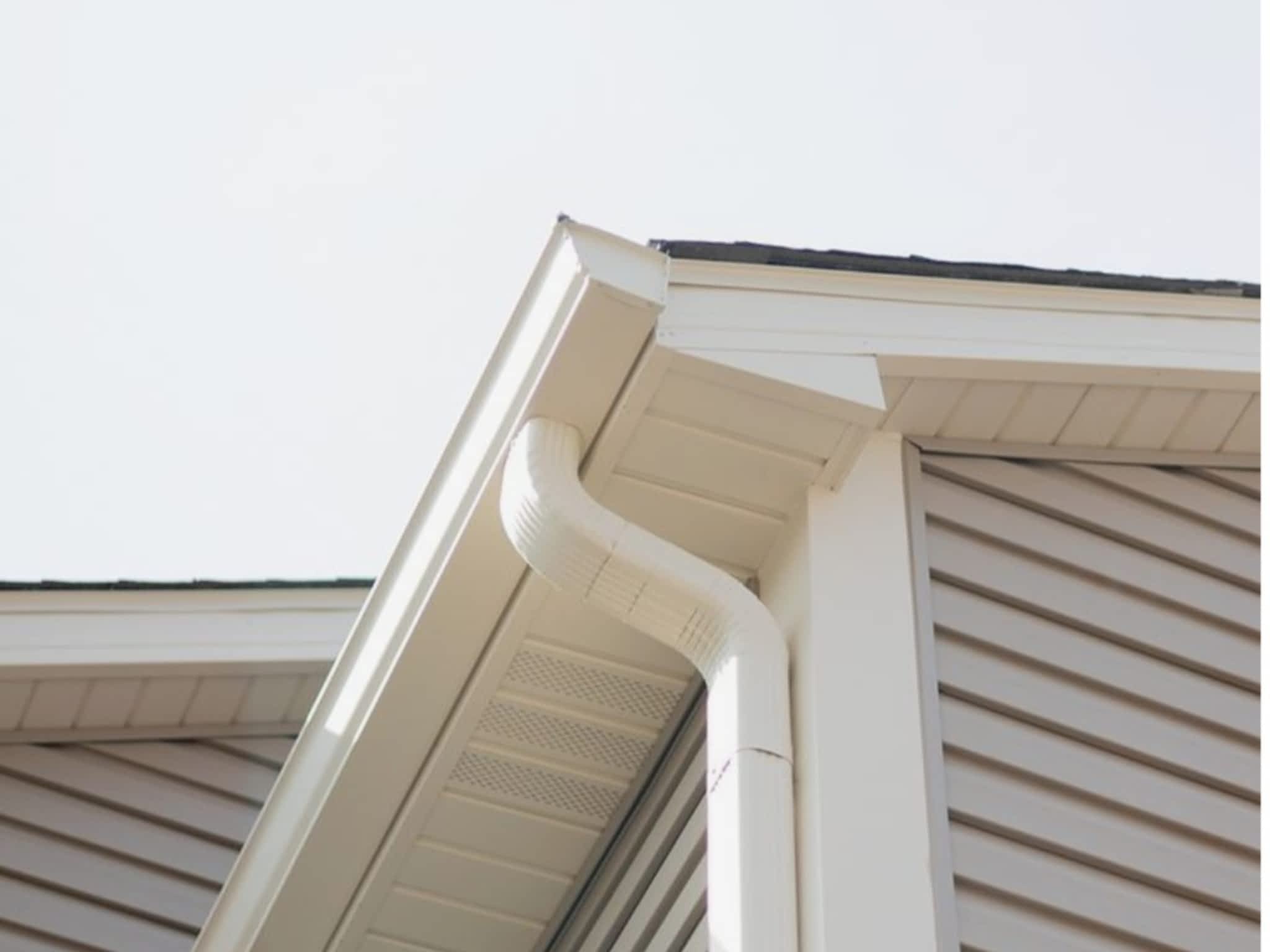 photo B.W's Eavestrough Services