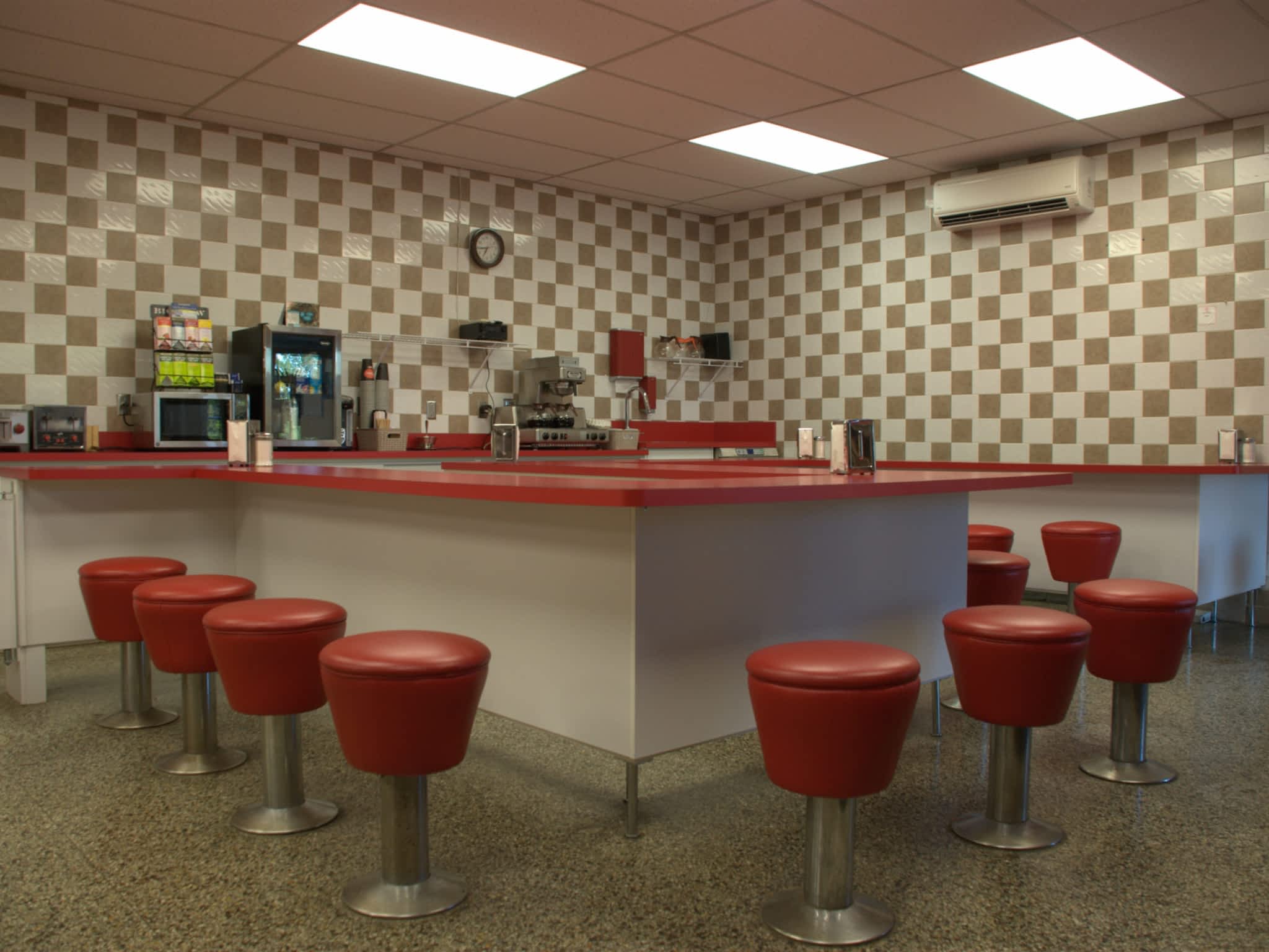 photo Stiemar Bread Windsor Co Ltd