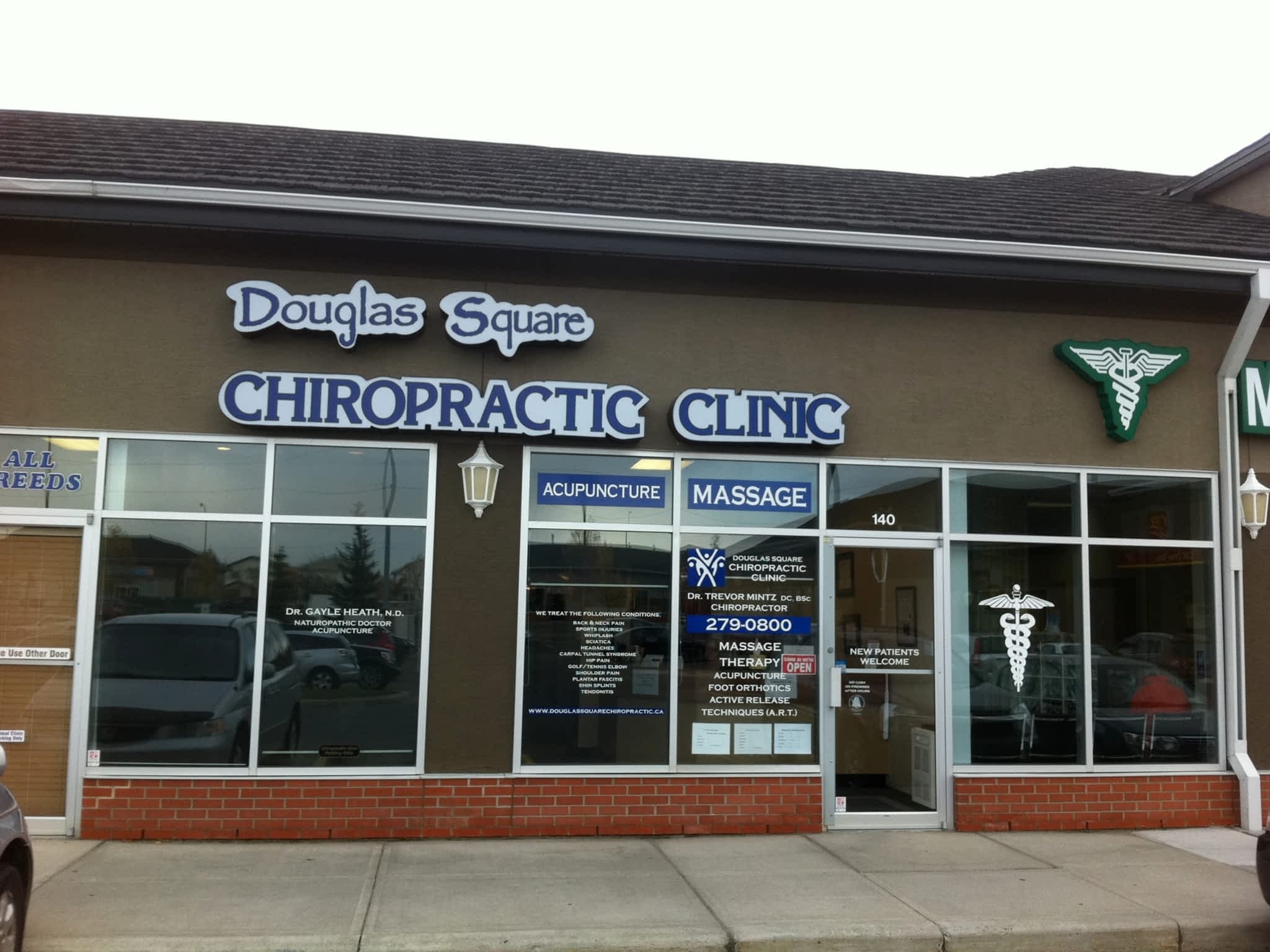 photo Douglas Square Chiropractic & Massage
