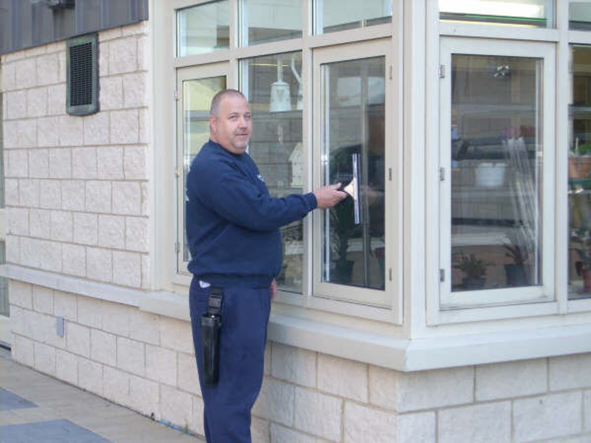 photo Crystal Clear Window Cleaning