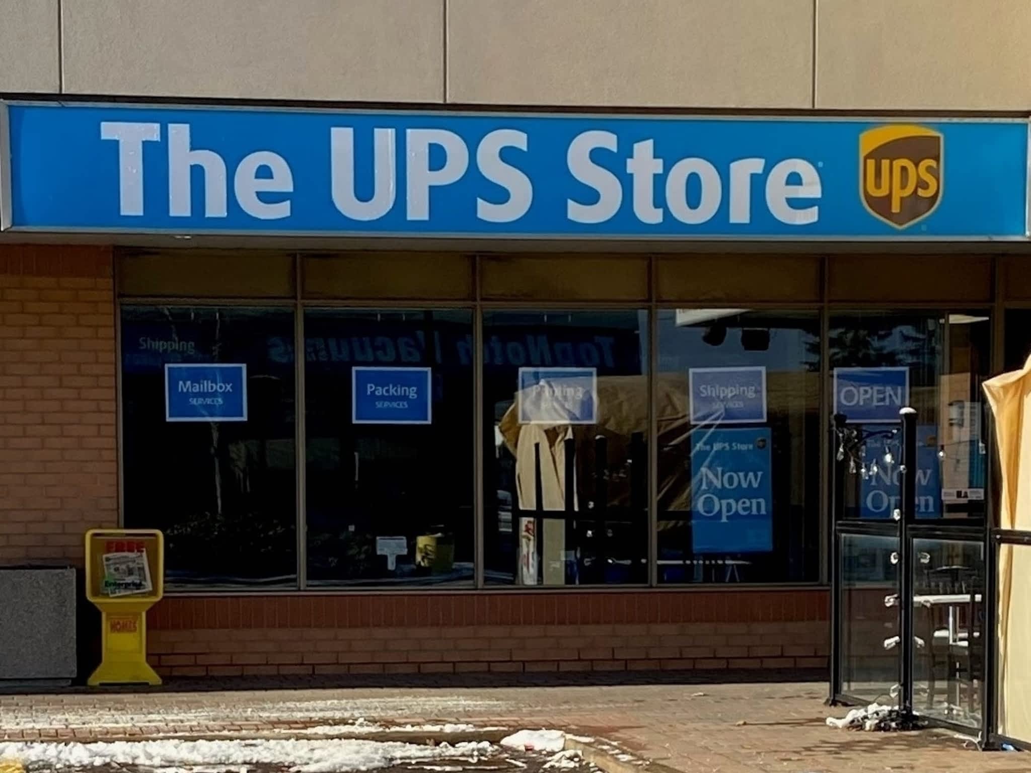 photo The UPS Store Bolton