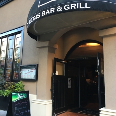 St Regis Bar & Grill - Pub