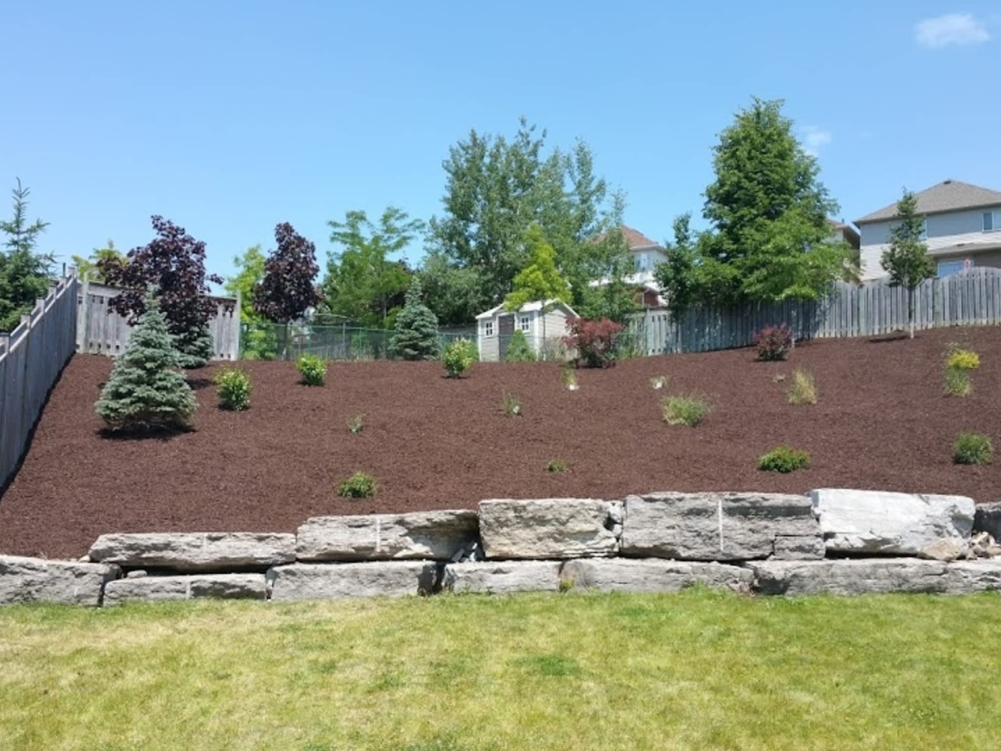 photo Whitby Landscaping & Gardening