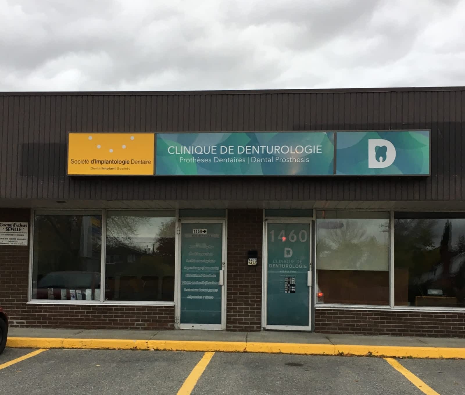 Clinique D'Implantologie Dentaire  1450, boul de Rome, Brossard, QC