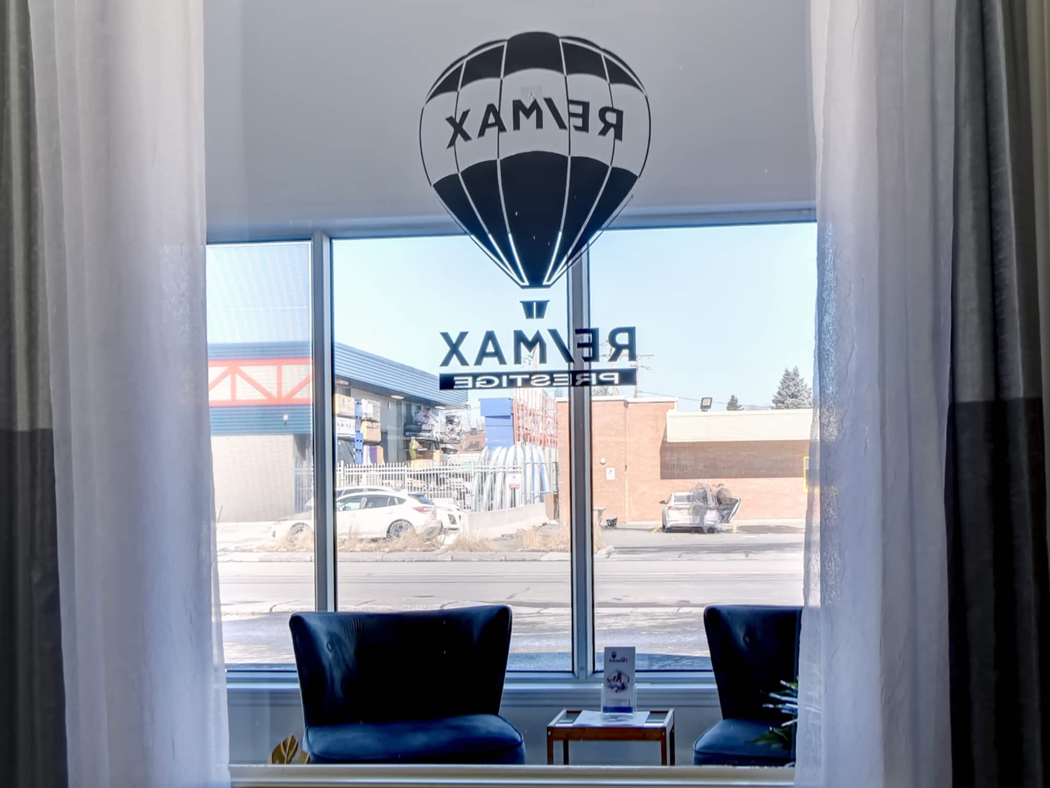 photo RE/MAX PRESTIGE