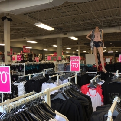 Ardene magasin de liquidation - Women's Clothing Stores