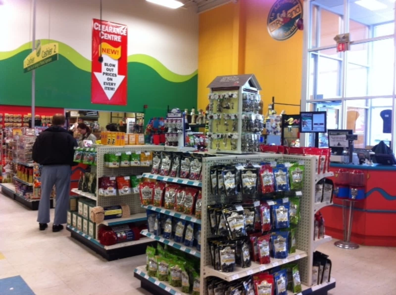 Petland Canada - Opening Hours - 15 