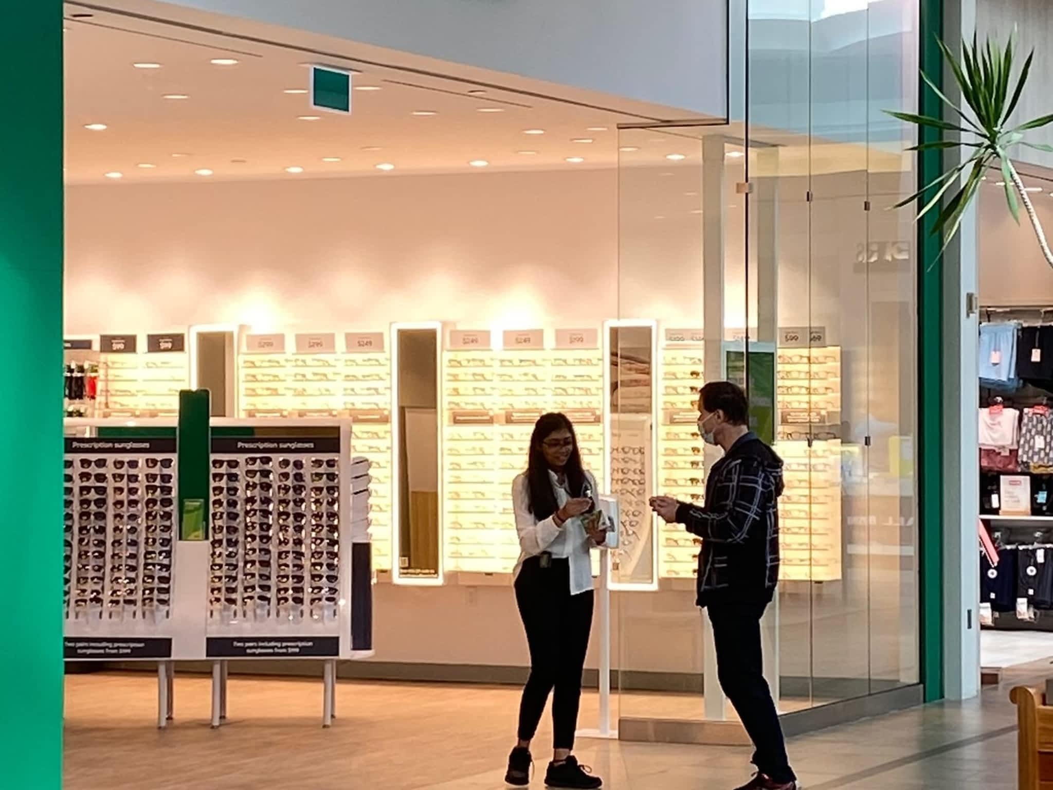 photo Specsavers Fairview Park Mall