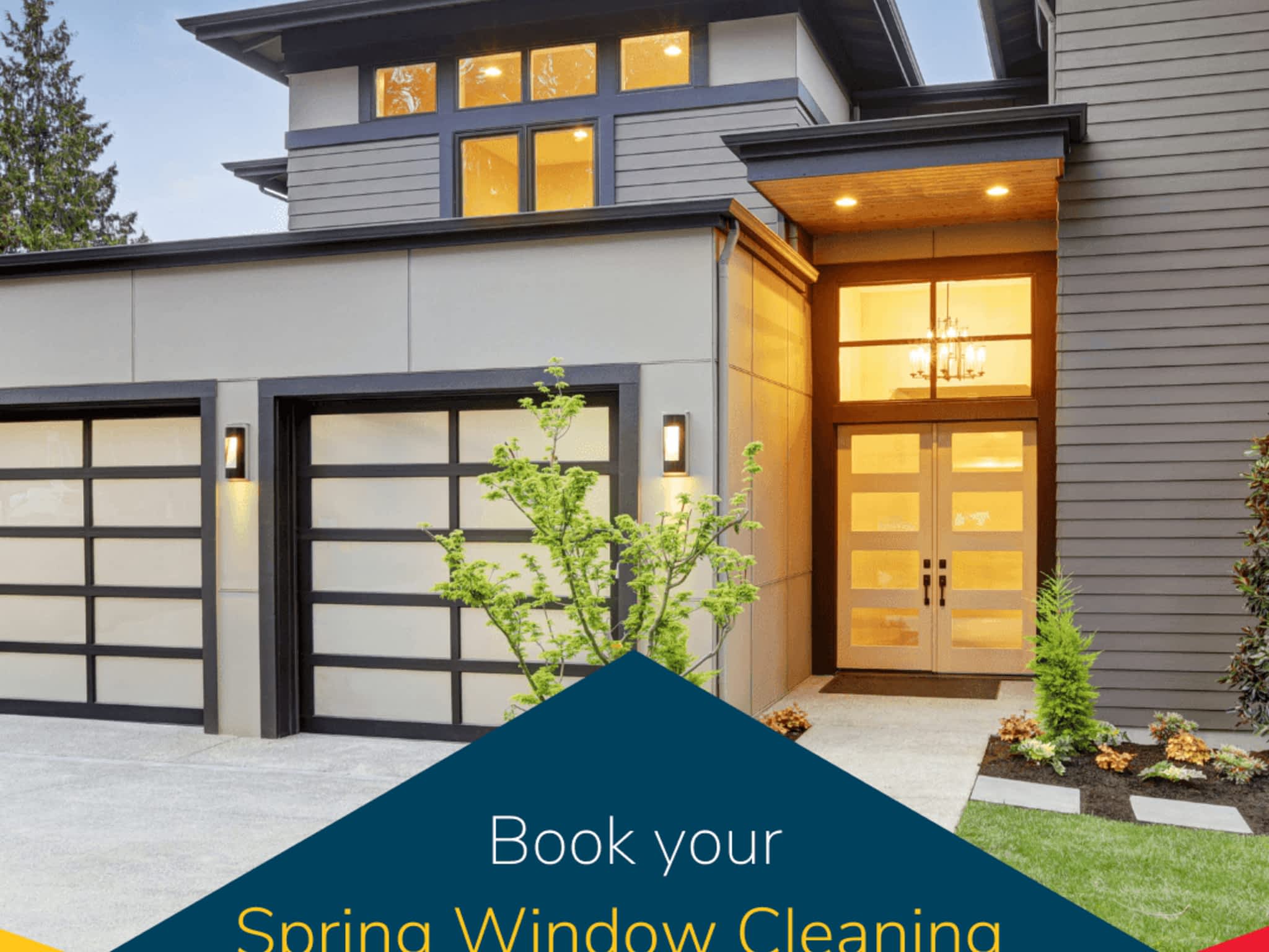 photo Lighthouse Windows