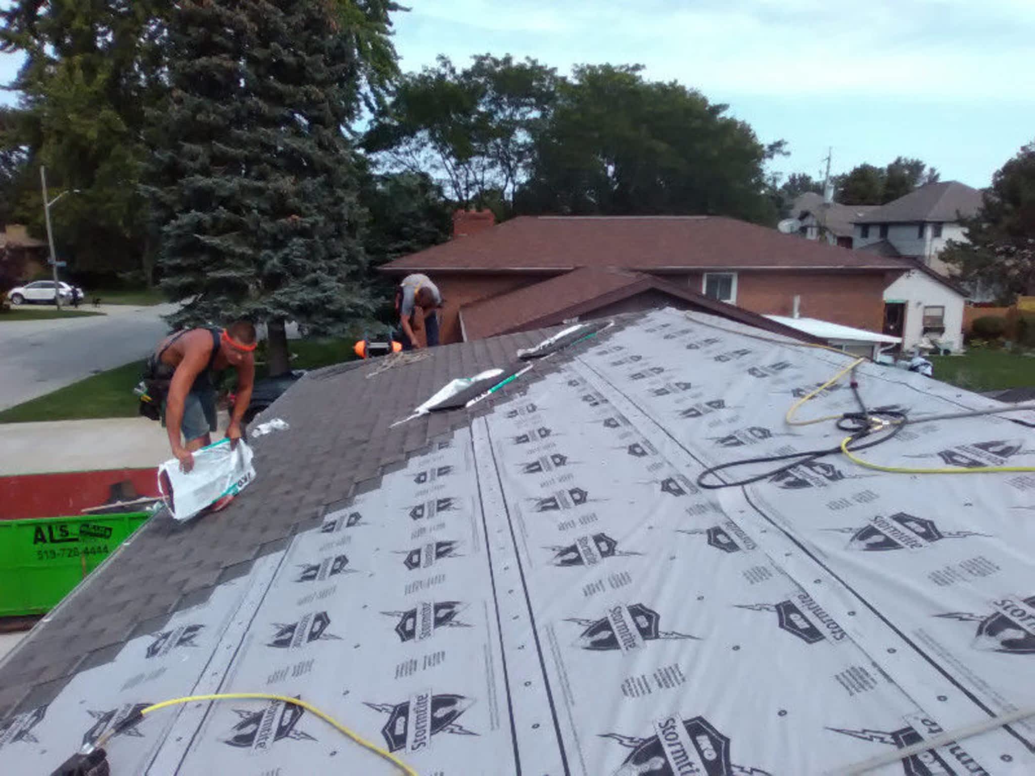 photo Moody Roofing & Construction