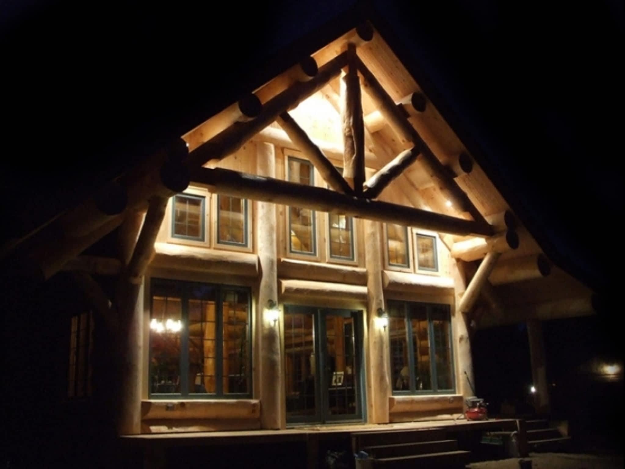 photo John DeVries Log & Timber