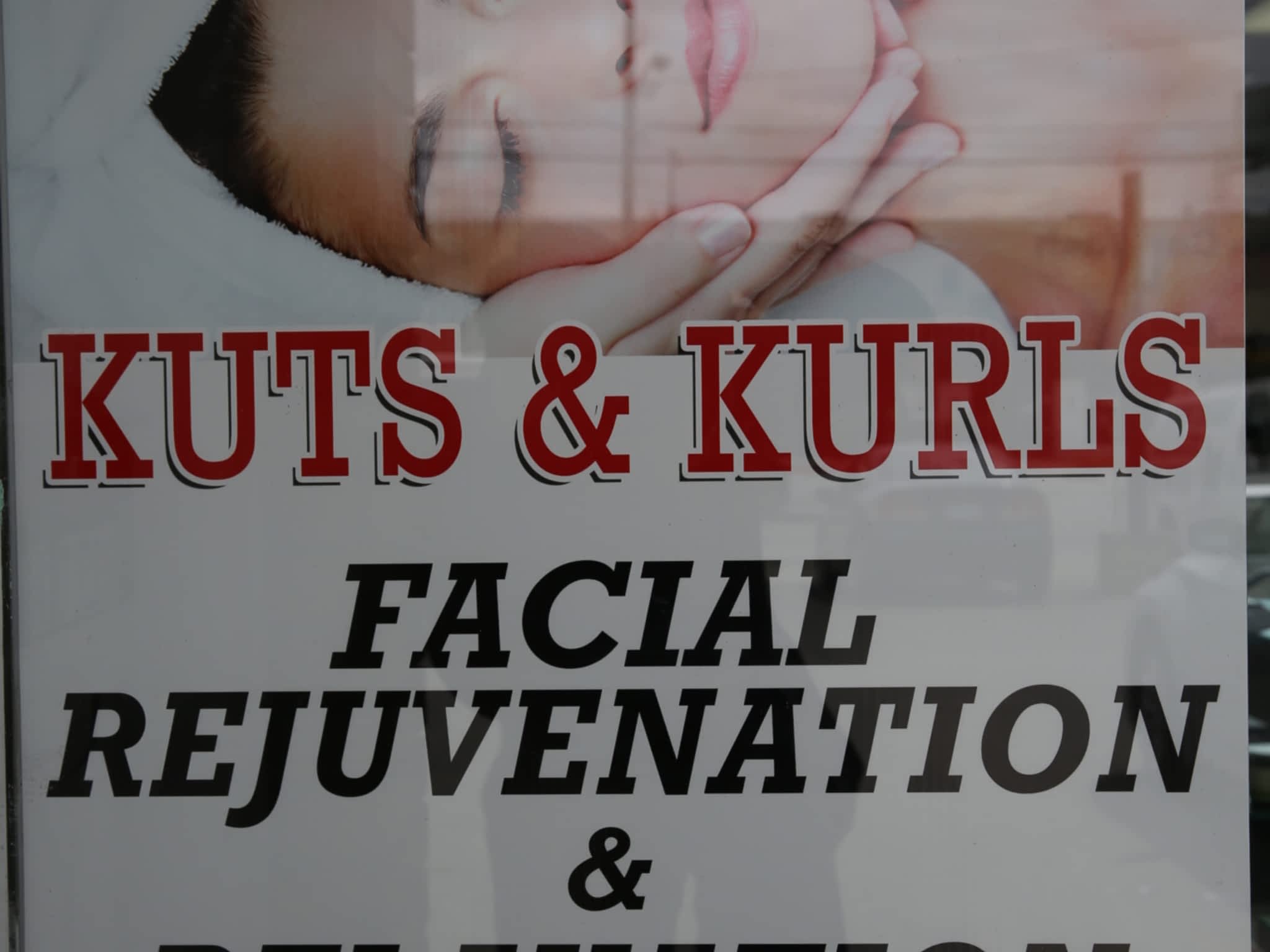 photo Kuts & Kurls Salon & Spa