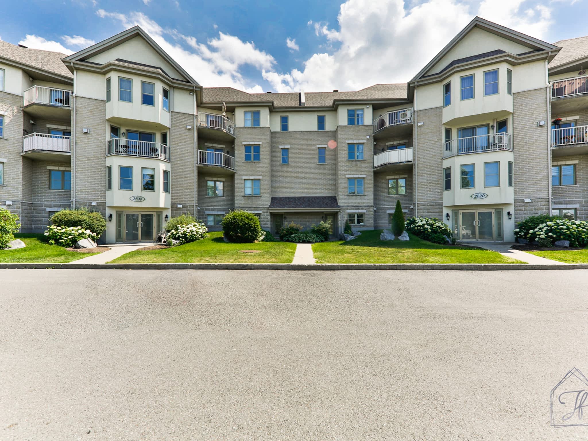 photo Re/Max Signature: Jessica Fournier, Courtier immobilier Boucherville