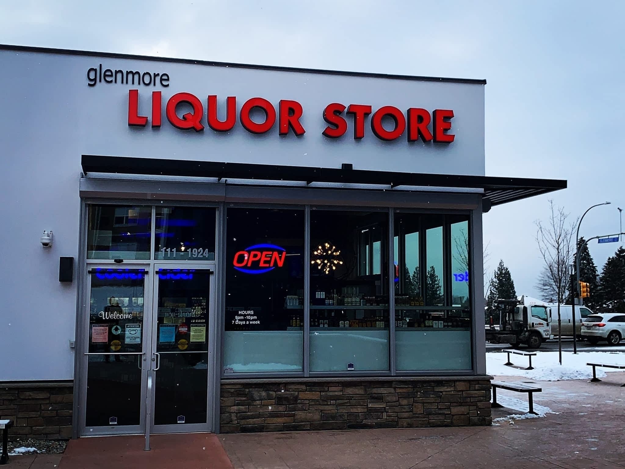 photo Kelowna Glenmore Liquor Store Ltd