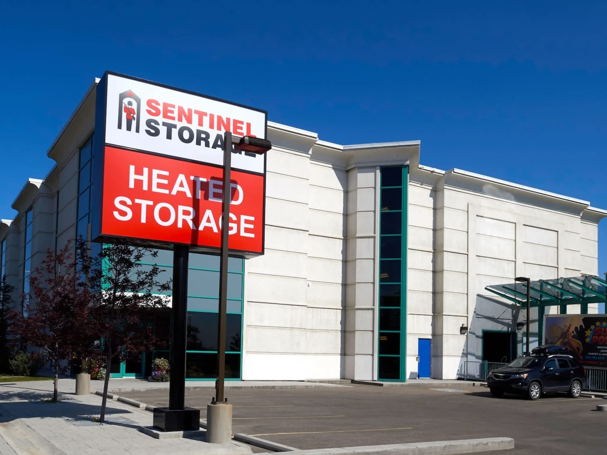 photo Sentinel Storage - Calgary Bowness