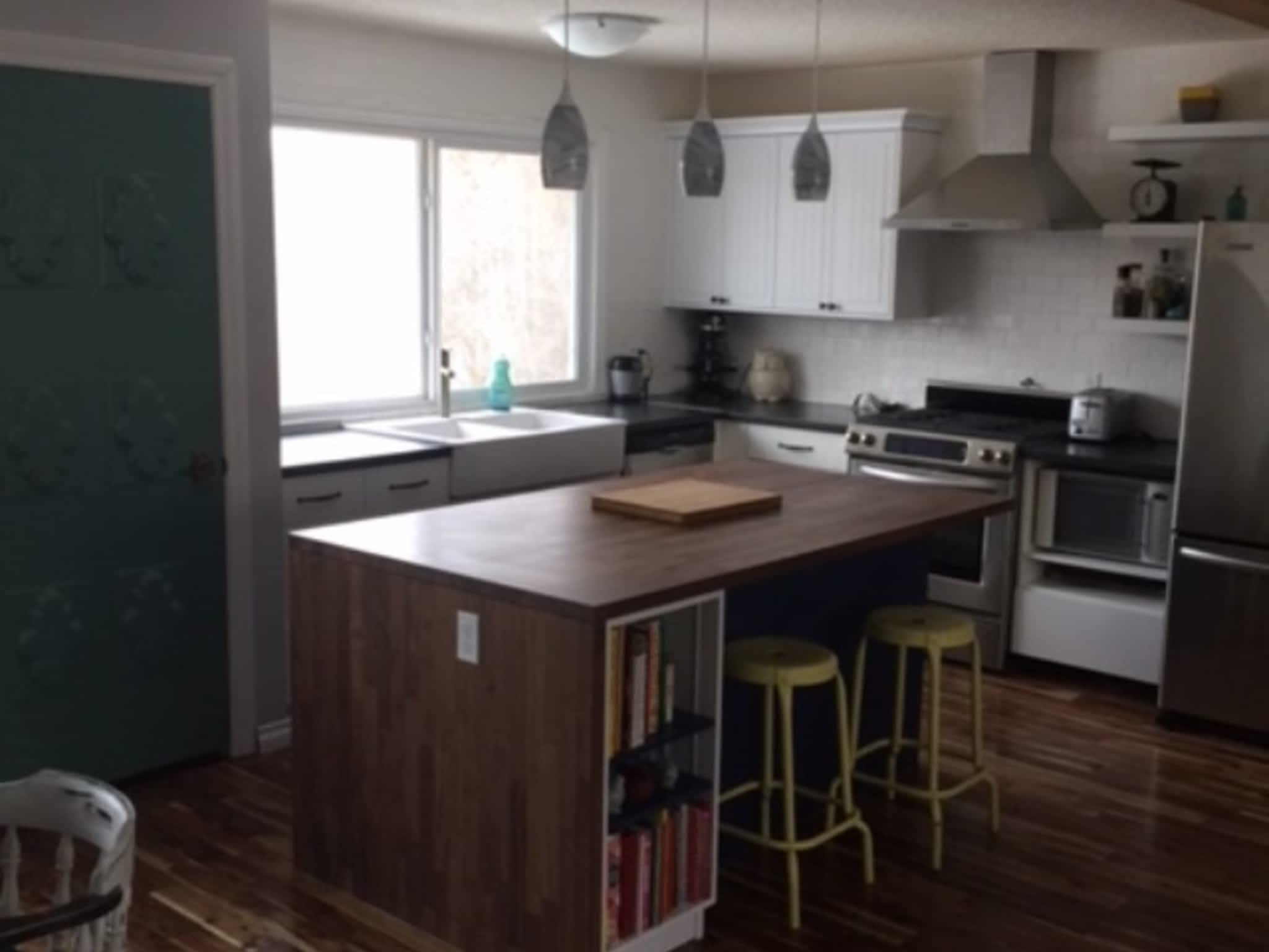 photo Inside Out Renovations