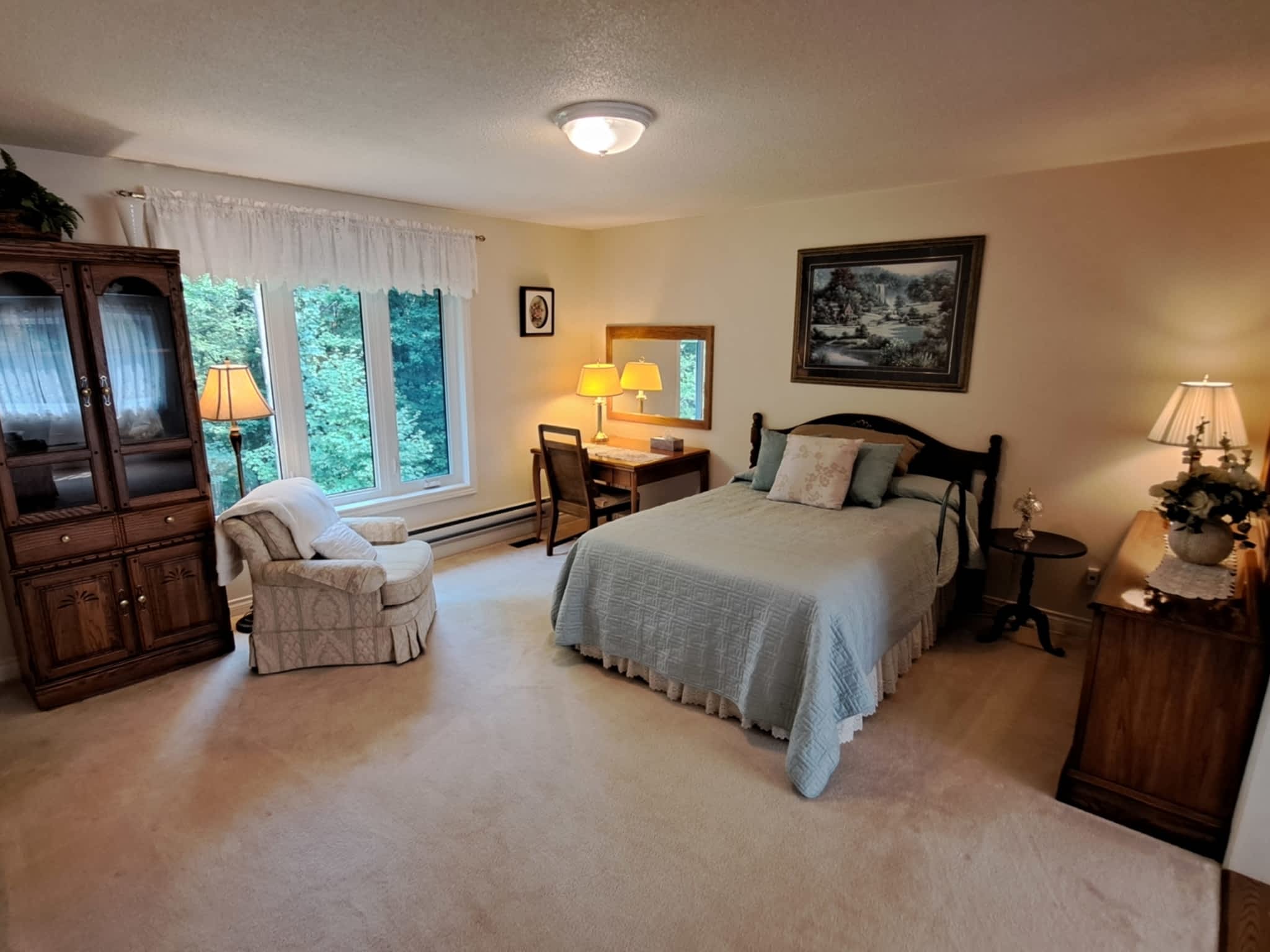 photo Niagara Retirement and Boarding