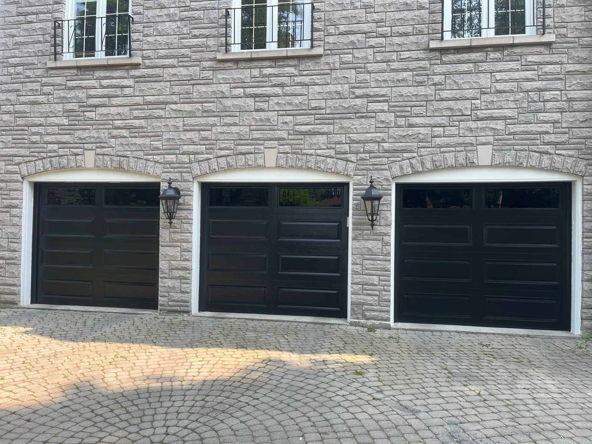 photo Motion Garage Doors