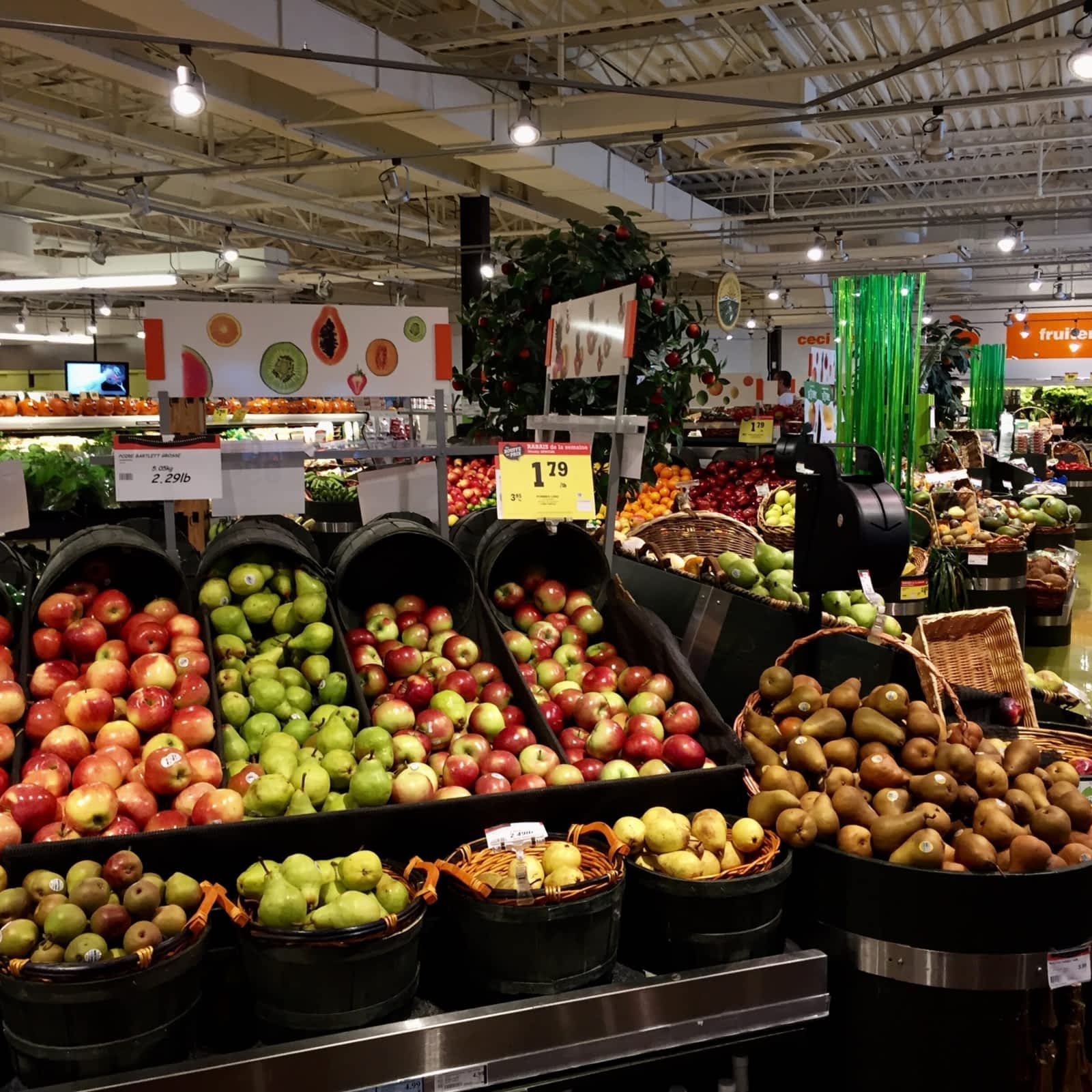IGA Opening Hours 299 boul SirWilfridLaurier, SaintLambert, QC