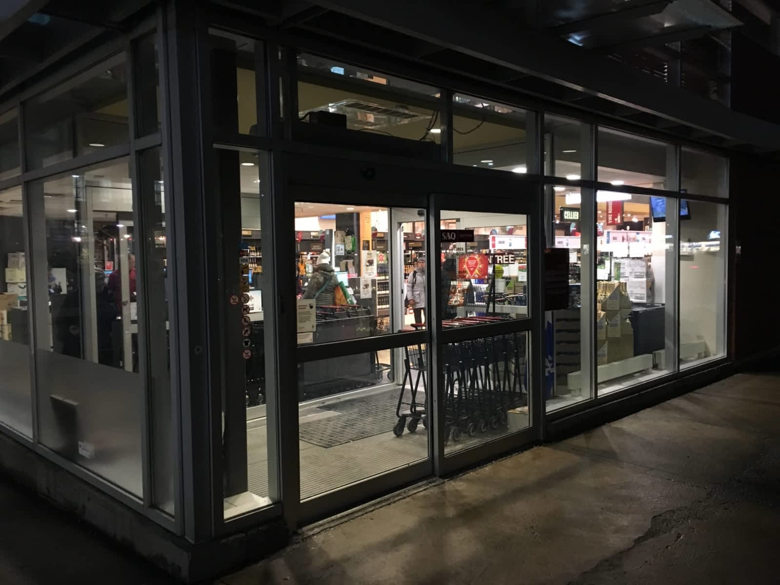 SAQ Sélection Opening Hours 155, av Atwater, Montréal, QC