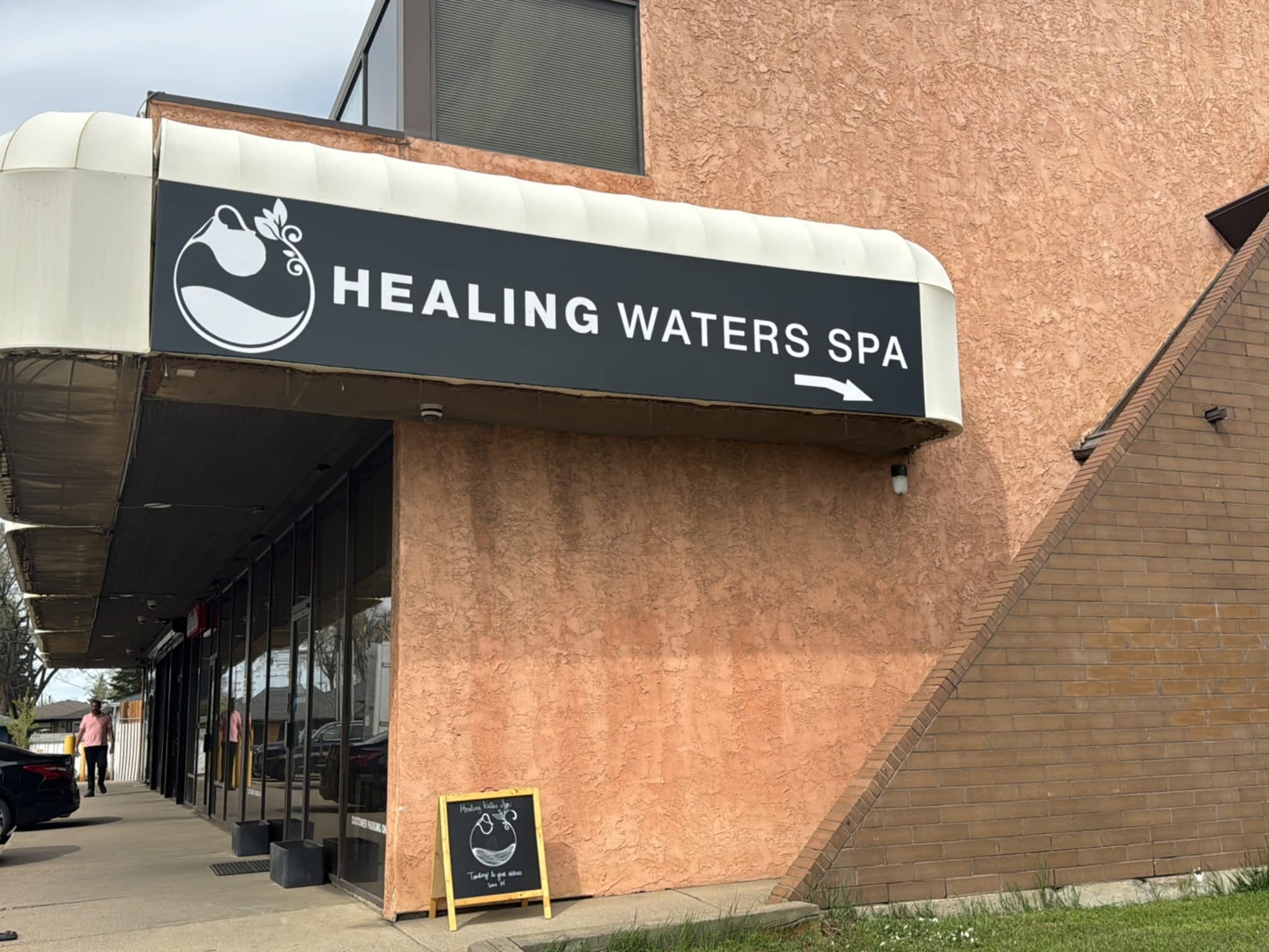 photo Healing Waters Spa Edmonton