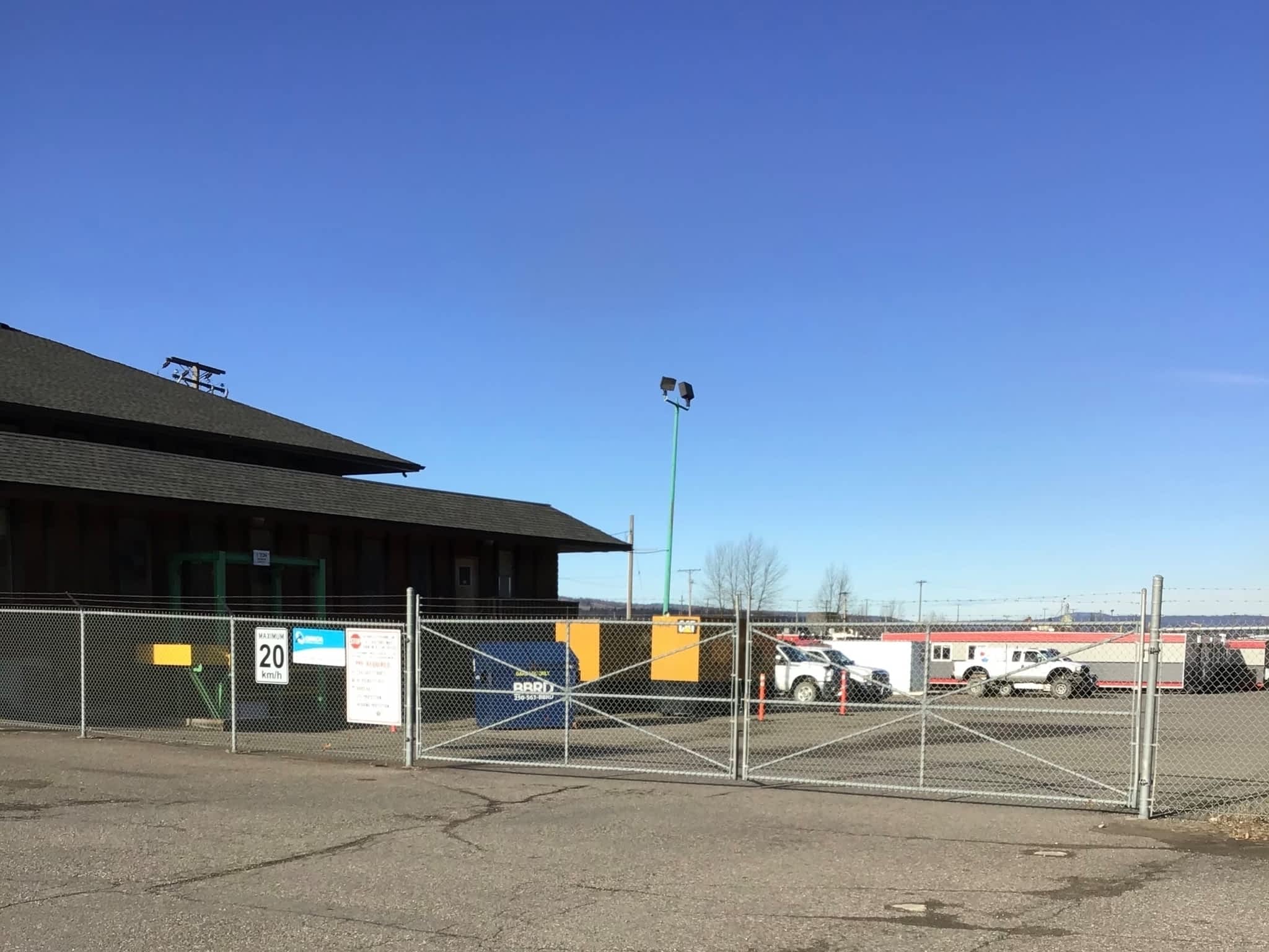 photo Lance Chainlink Fence