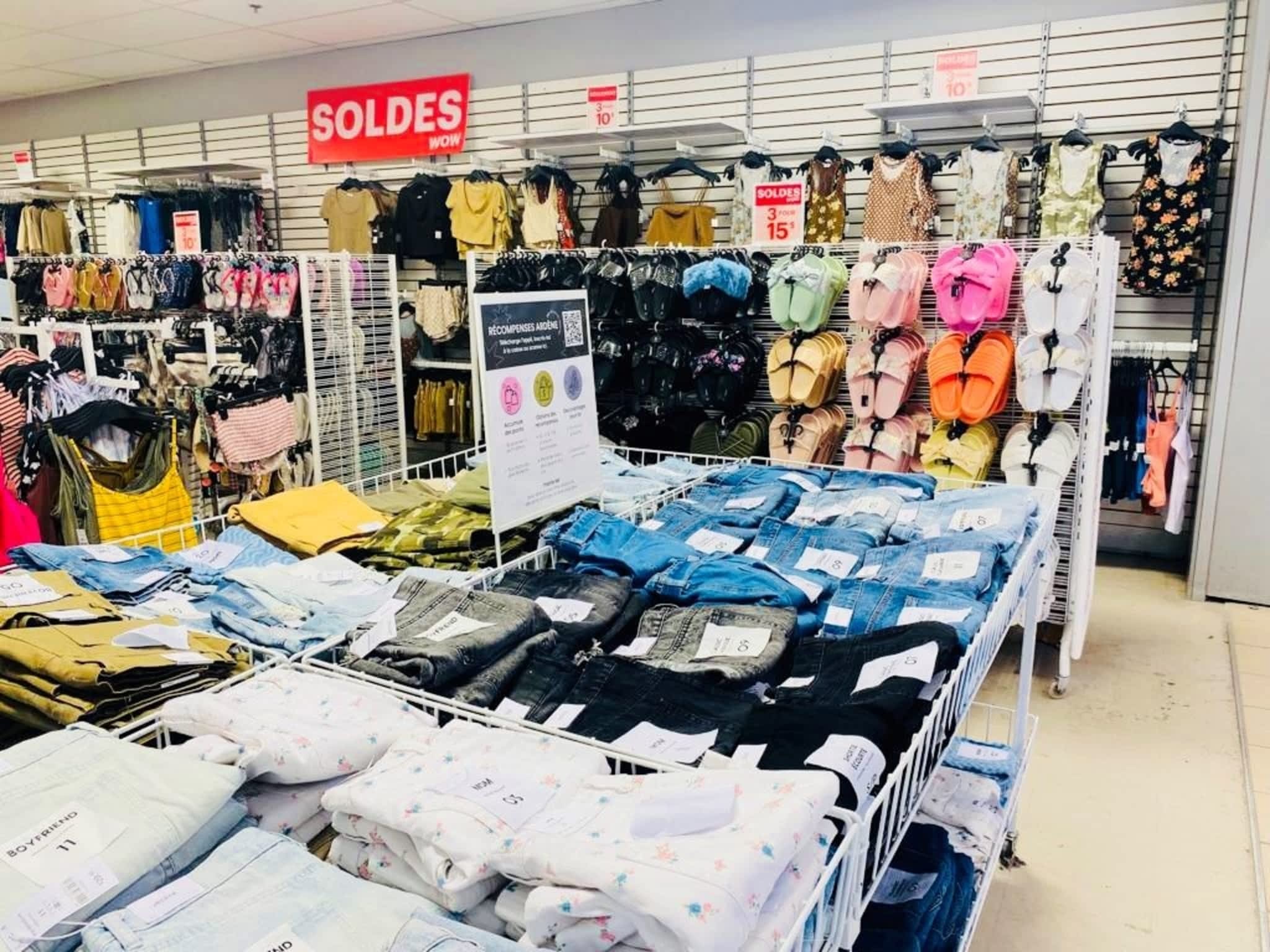 photo Ardene magasin de liquidation