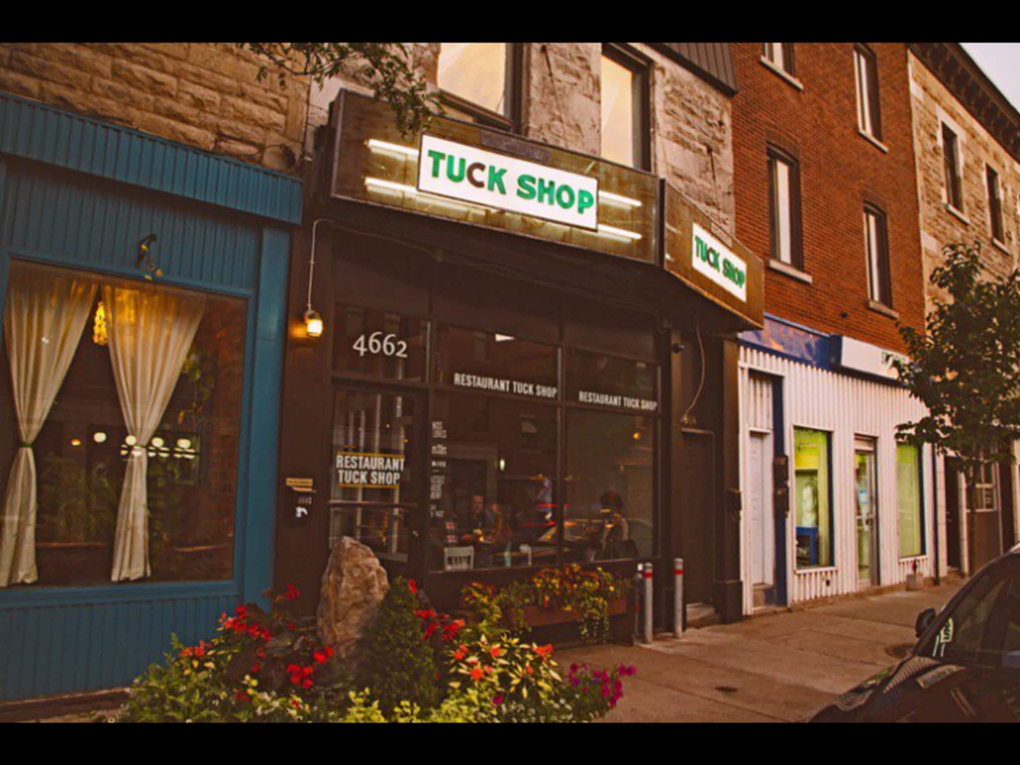 photo Tuck Shop Restaurant