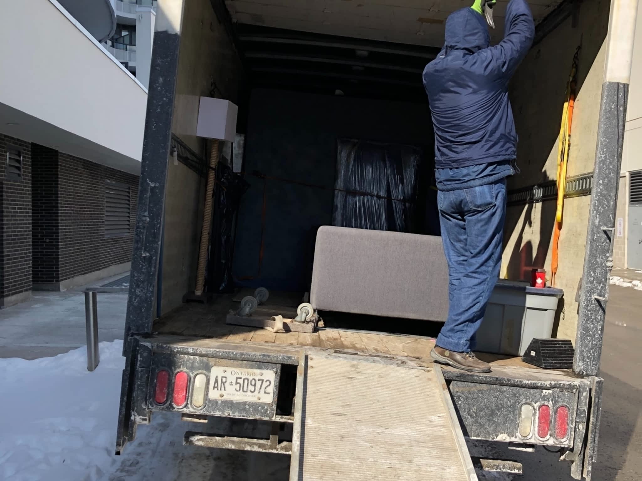 photo Smati Moving & Storage Inc