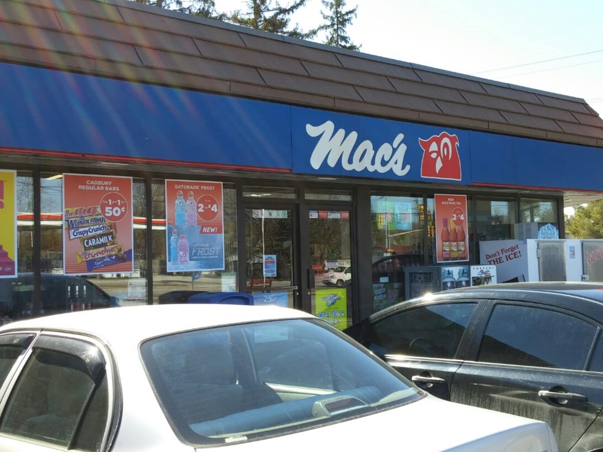 photo Mac's Convenience Store Inc