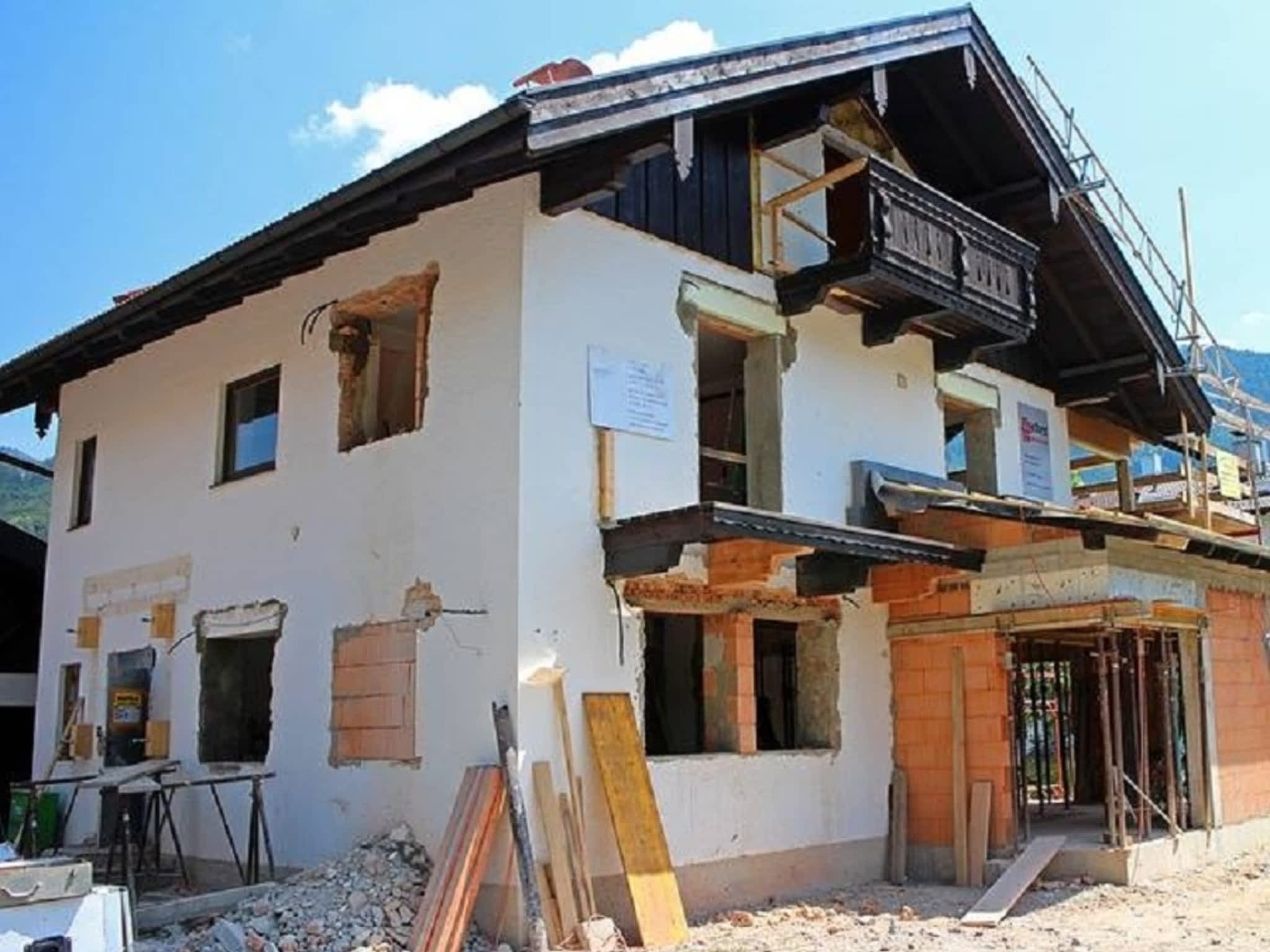 photo Meneely Enterprises Ltd