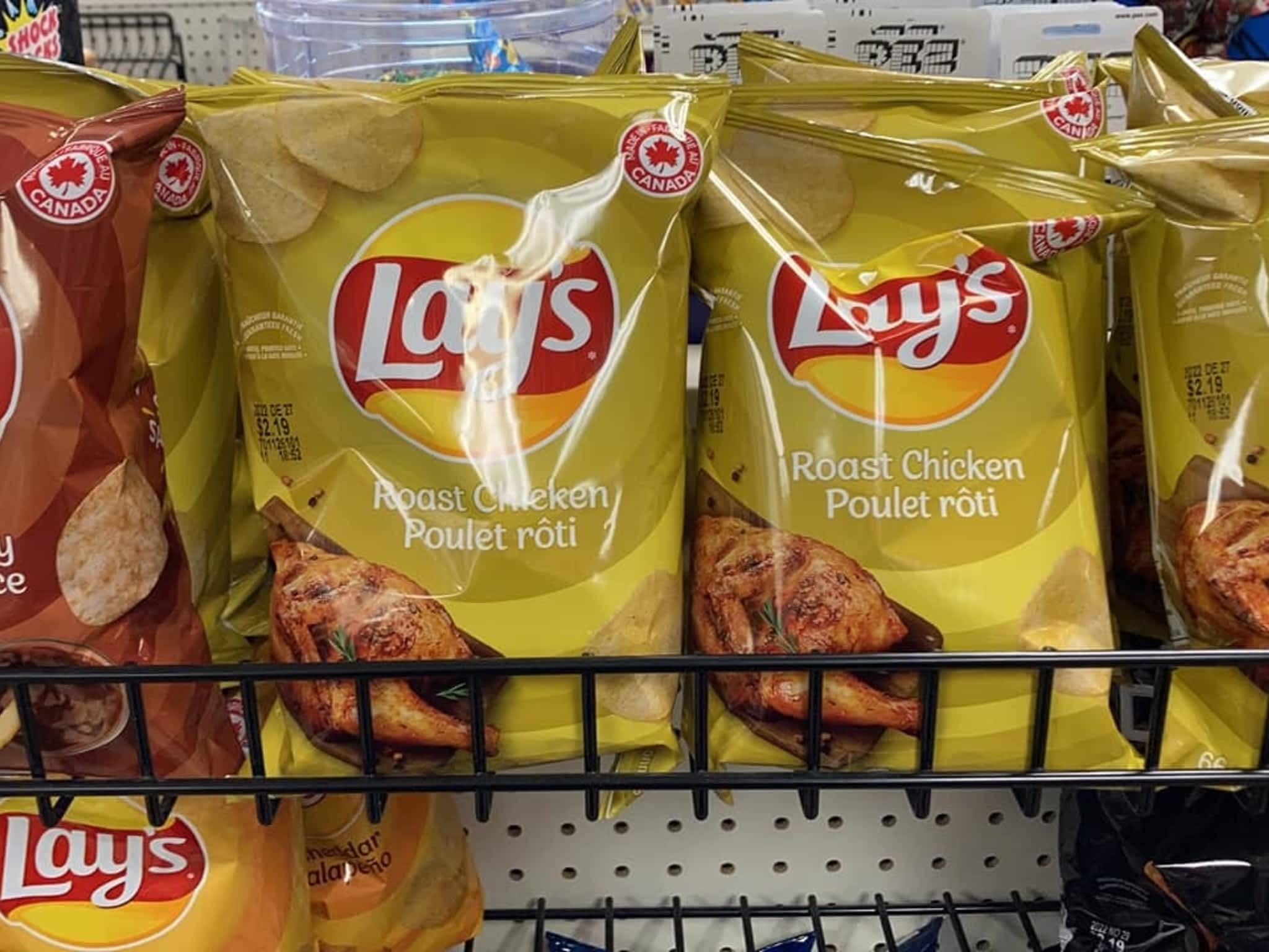 photo Lori's Corner Store Ltd