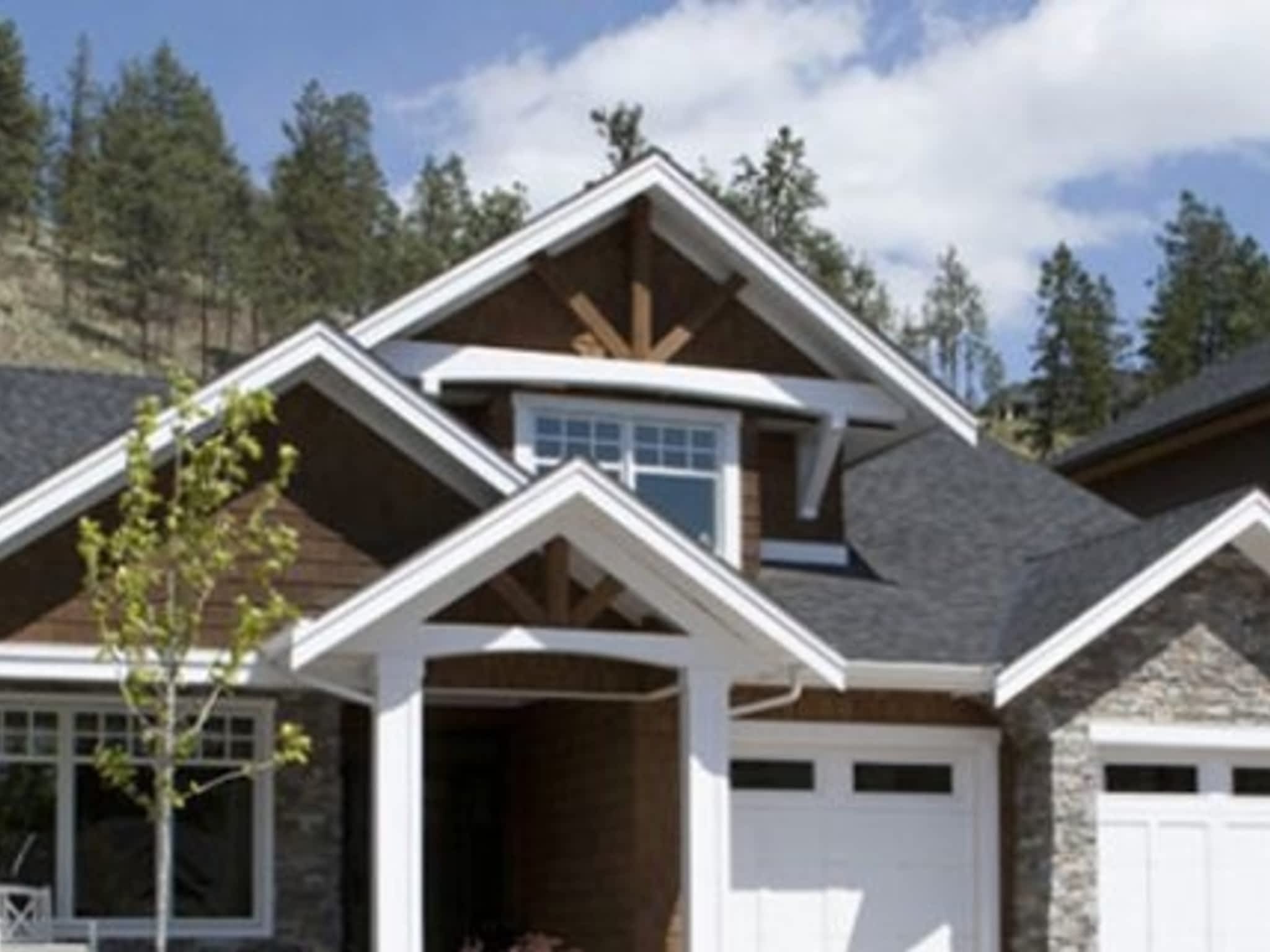 photo Madge Custom Roofing