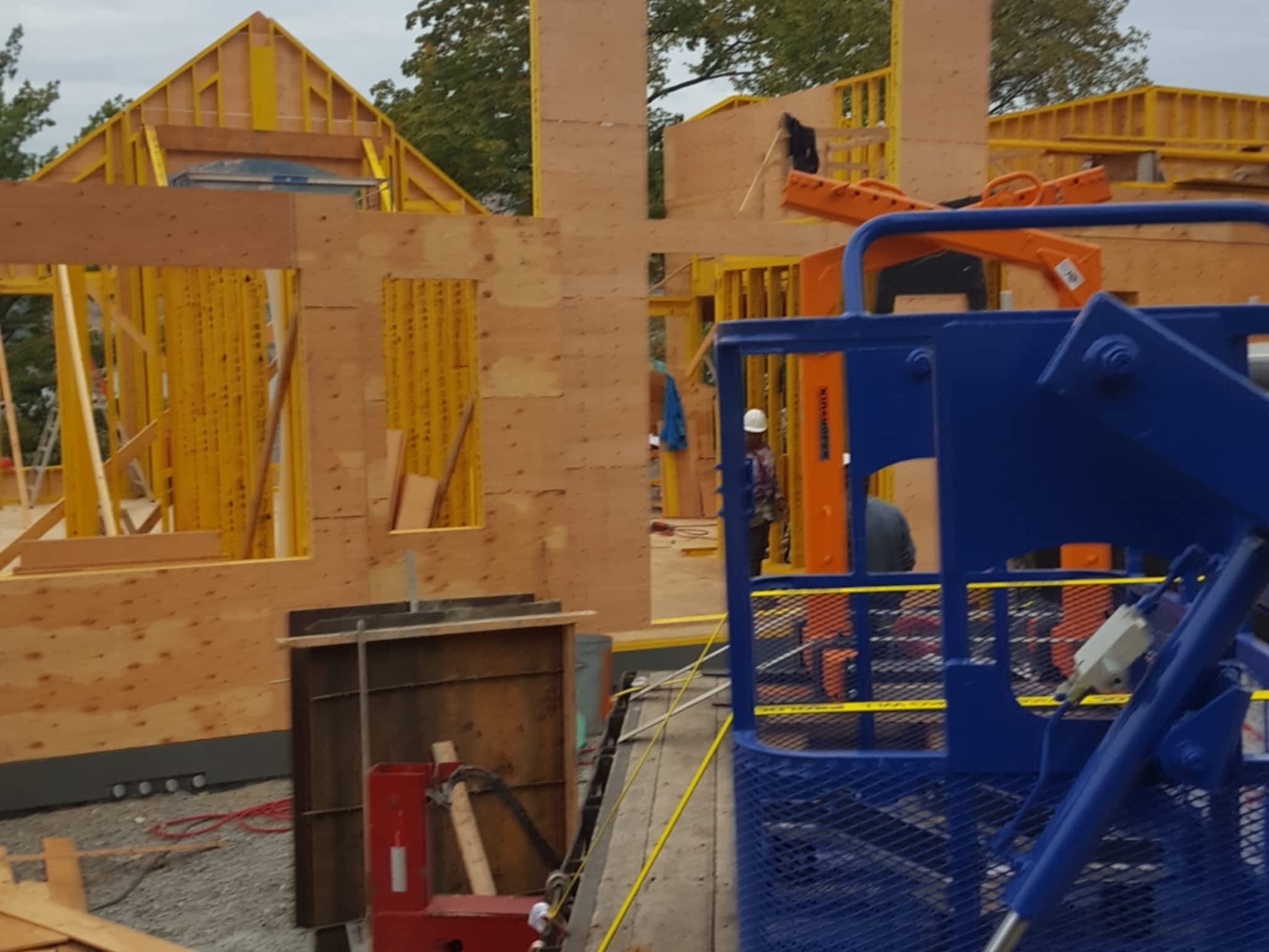 photo George's Crane Services