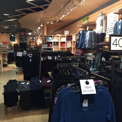 Semiahmoo Shopping Centre - 1701 152 St, Surrey, BC