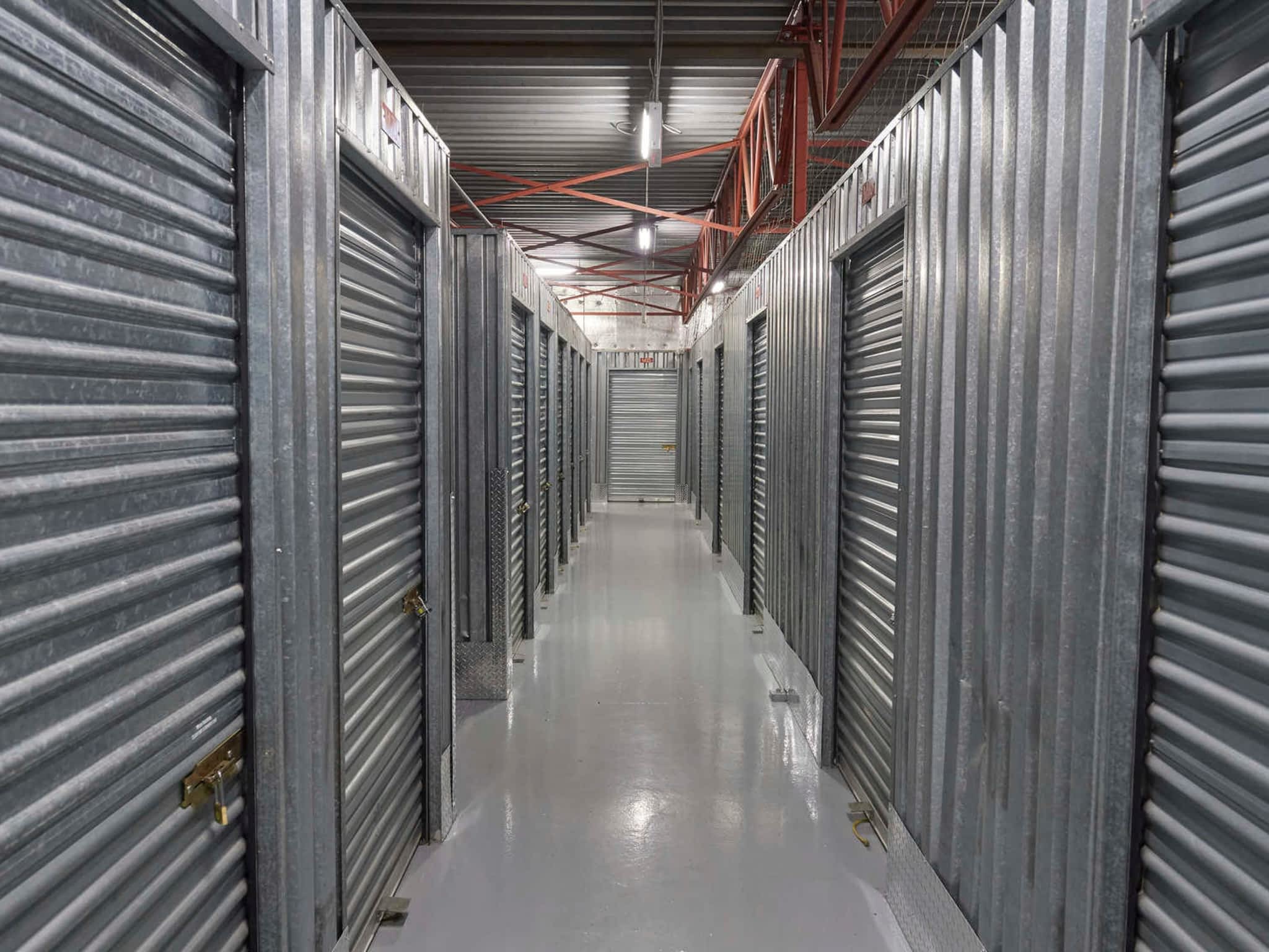 photo Sentinel Storage - Calgary Glenmore