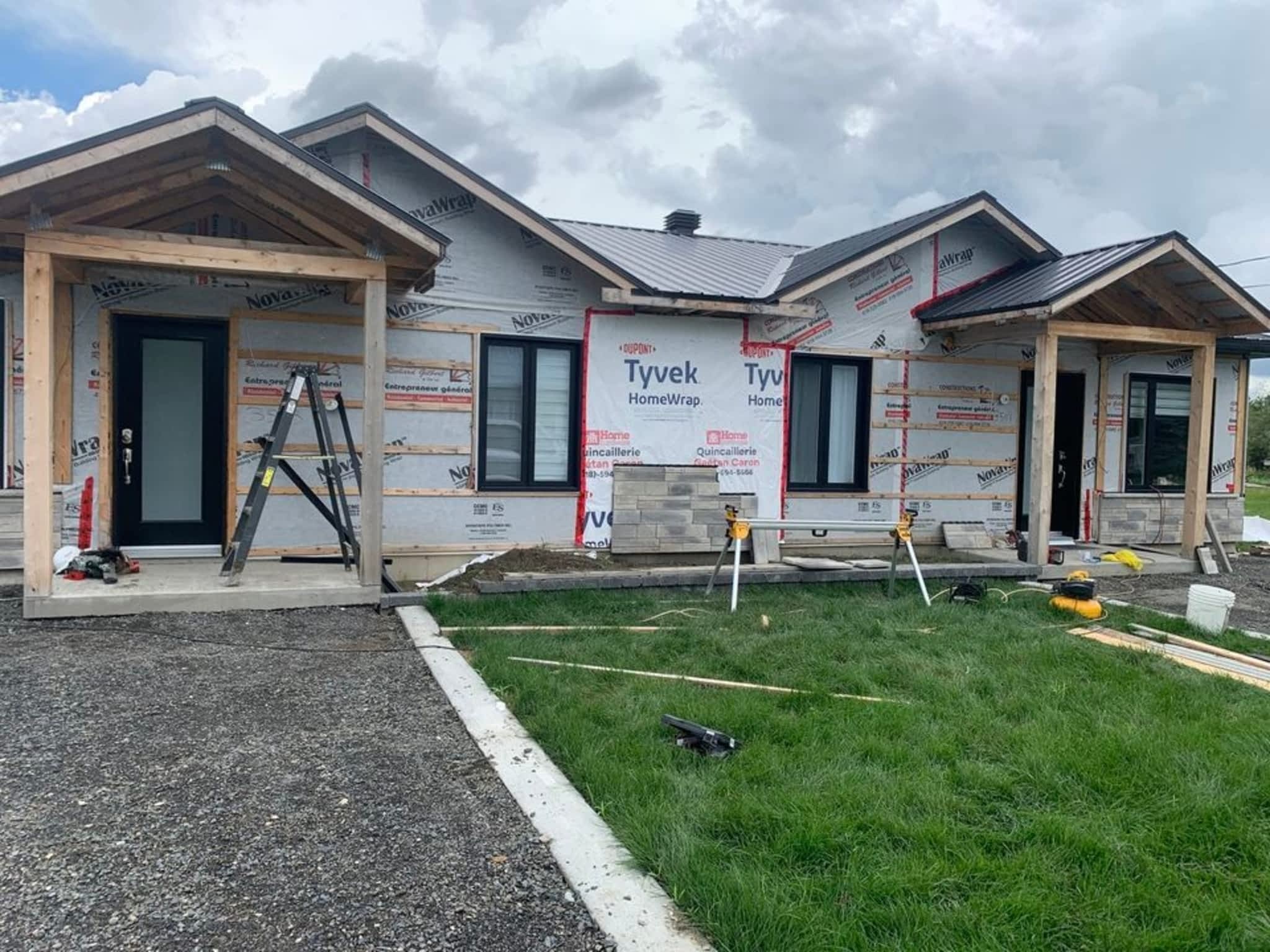 photo Constructions Carrier Inc