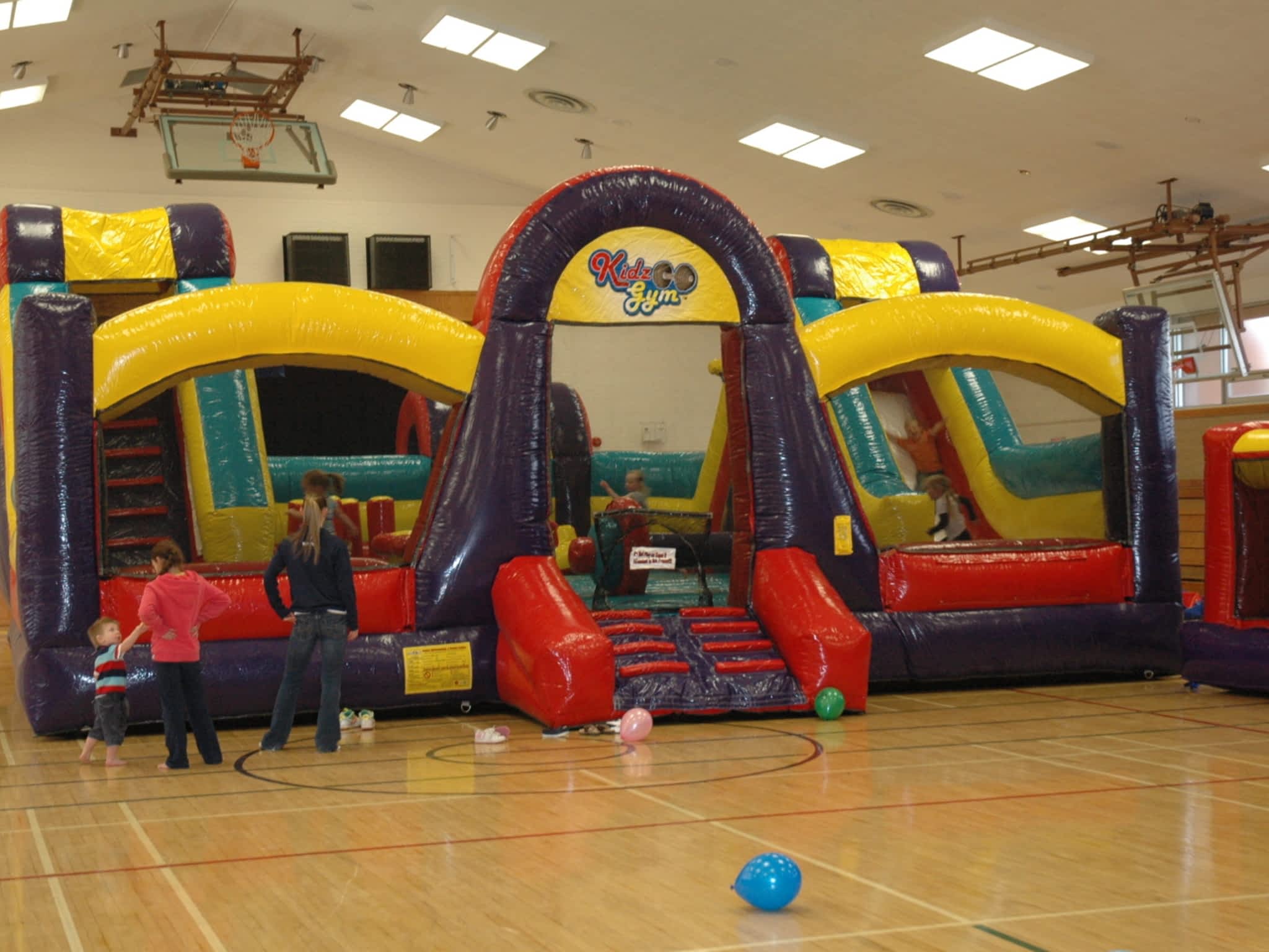 photo Jump 4 Fun Inflatables