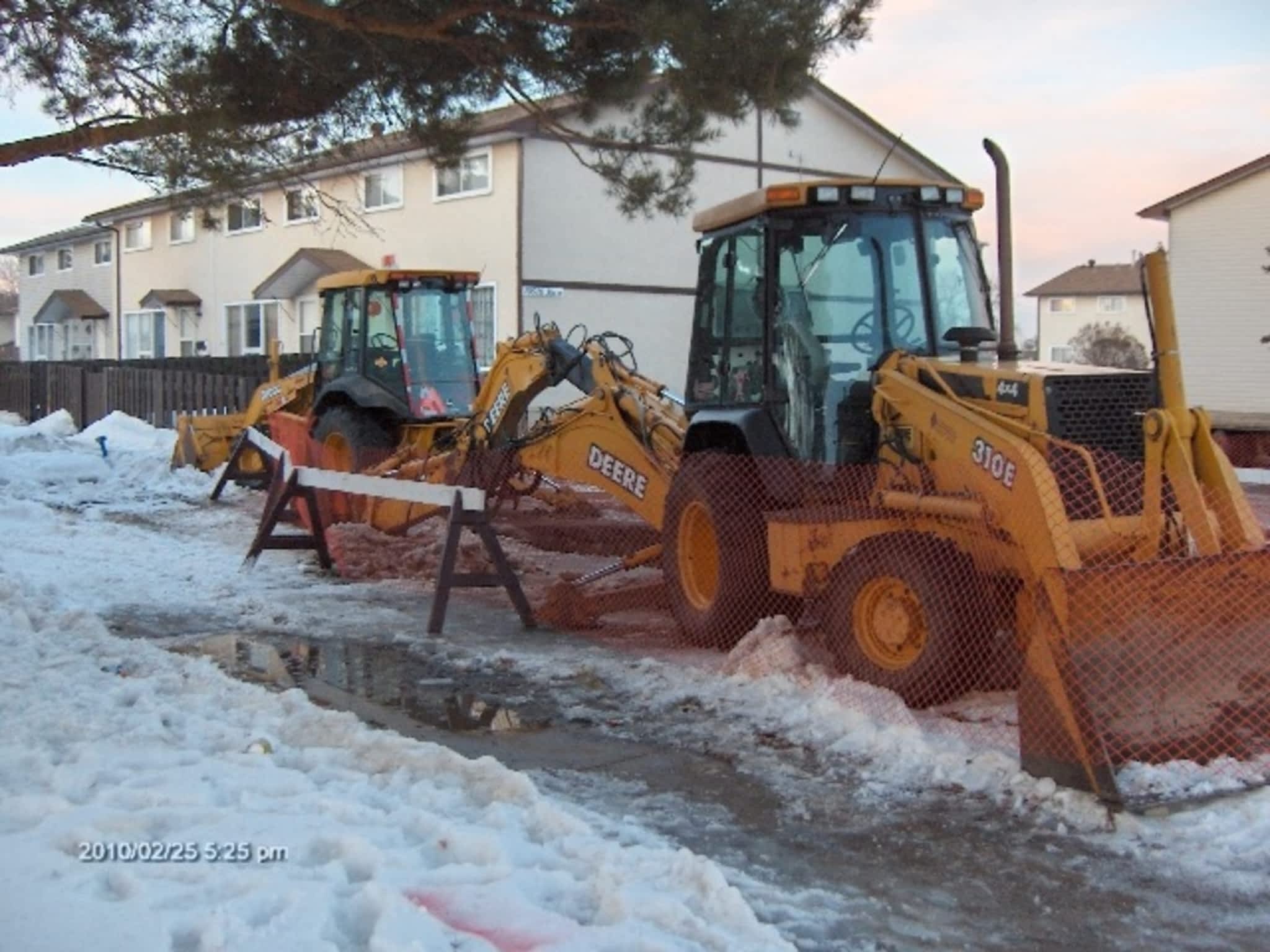 photo S & P Backhoe Services Ltd