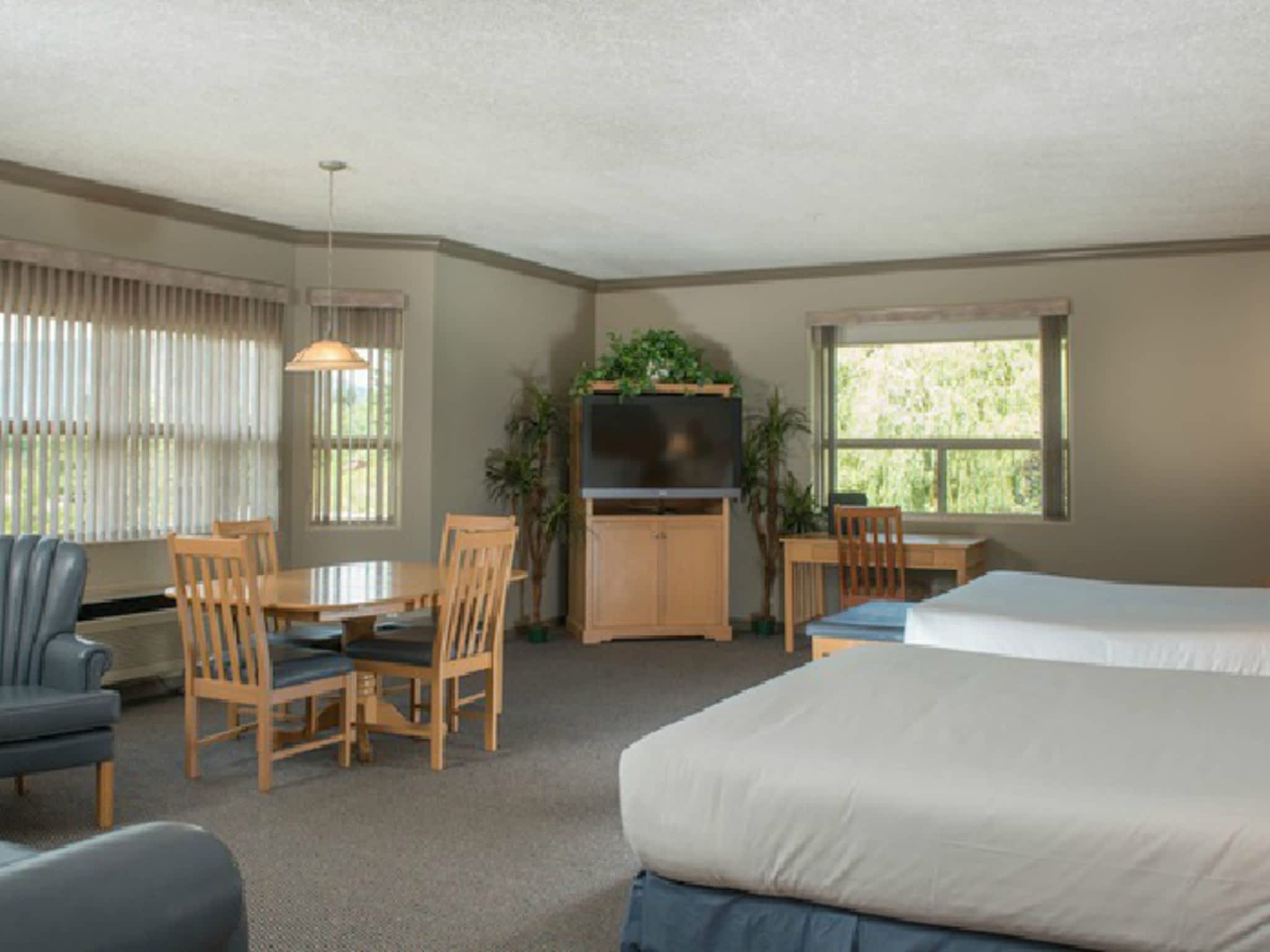 photo Hilltop Inn