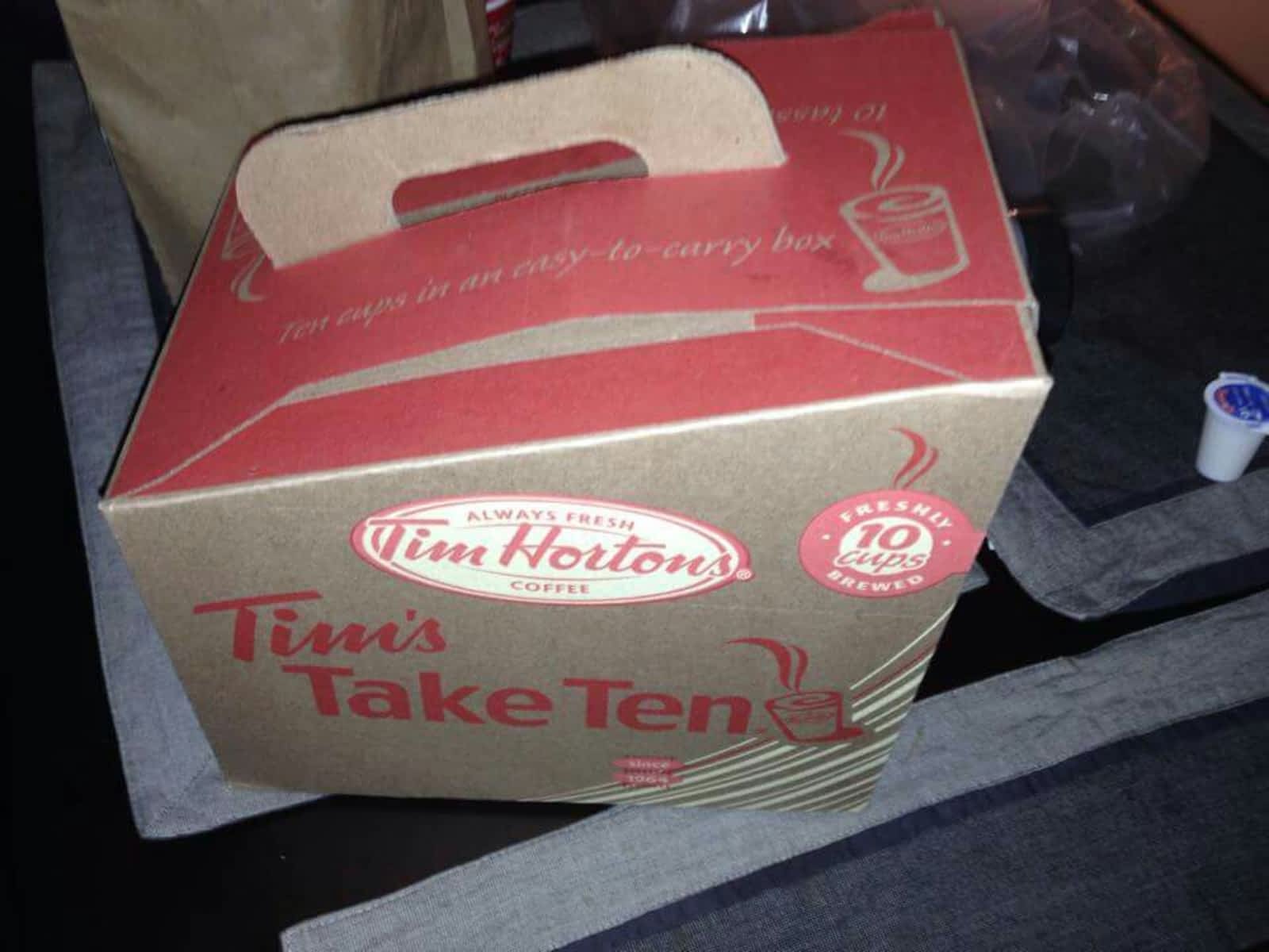 tim-hortons-opening-hours-7340-boul-d-carie-montreal-qc