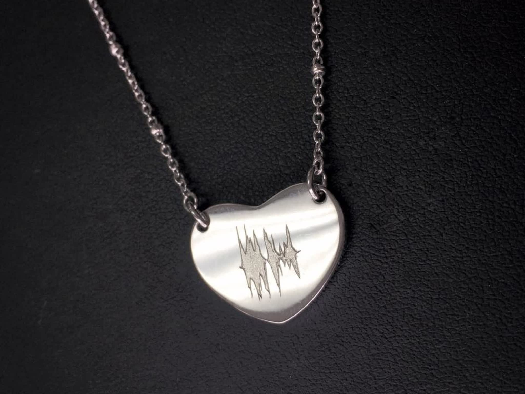 photo A & A Engraving/Jewellers