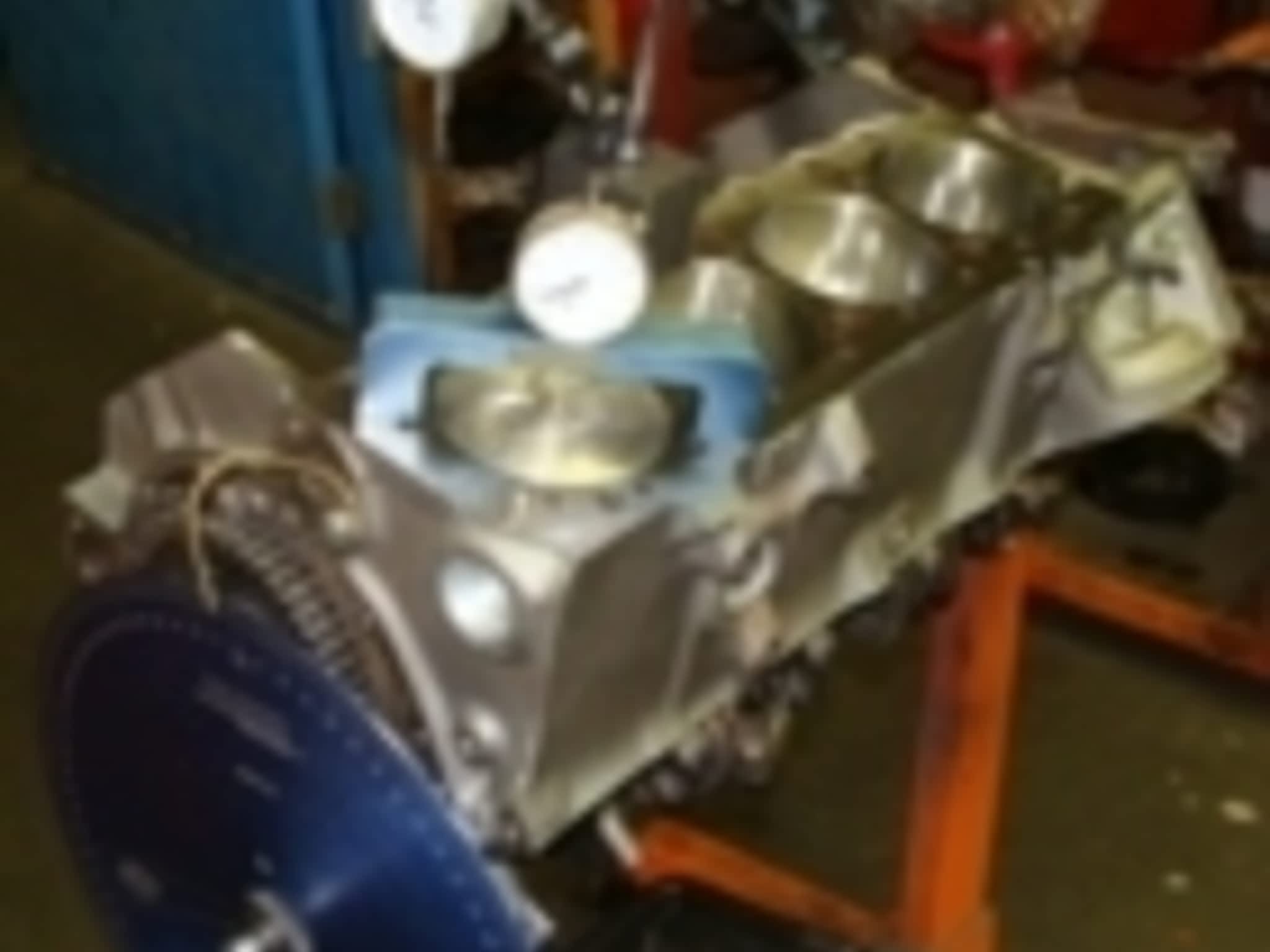 photo D & W Custom Engine Specialties Ltd