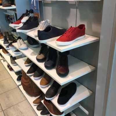 shoe stores kildonan place