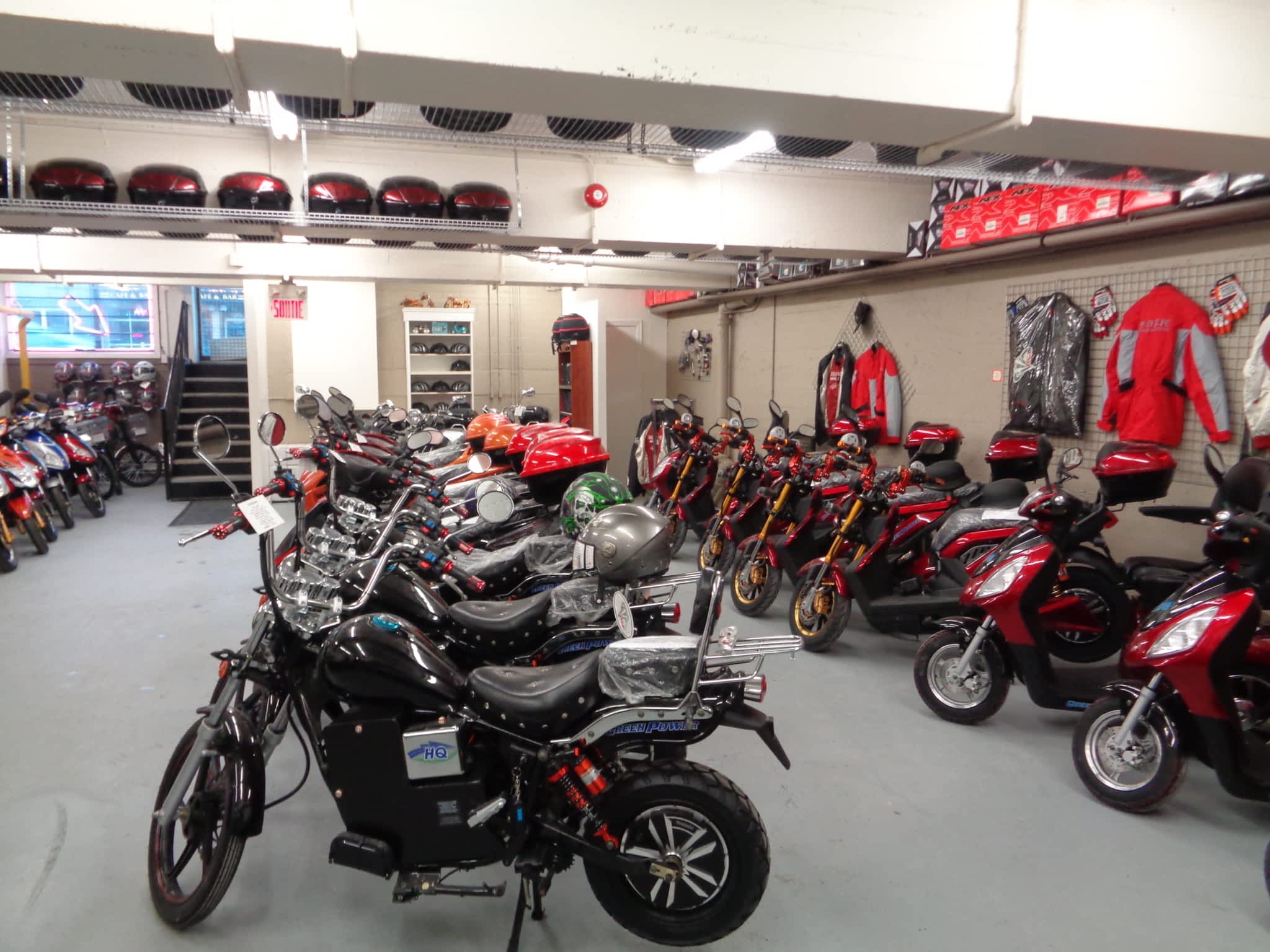 Daniel Bicycle Scooters Électriques Montréal, QC 8380 SaintLaurent