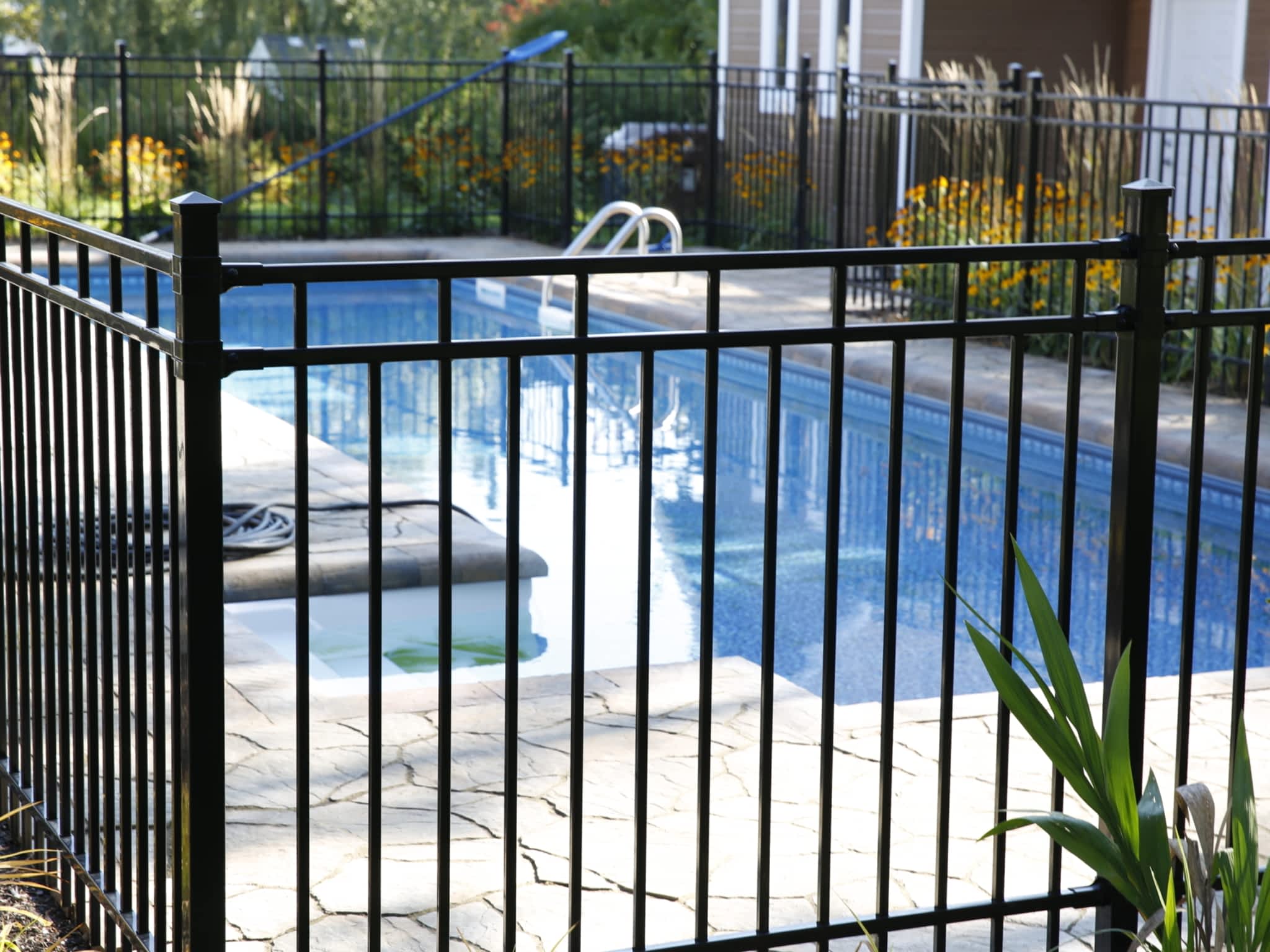 photo Clôture à Rabais